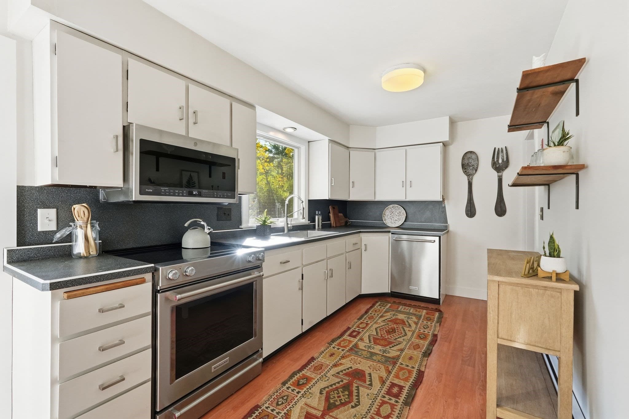 Single Family Residence at 284 Housatonic St, Lenox MA 01240, photo 15 of 42