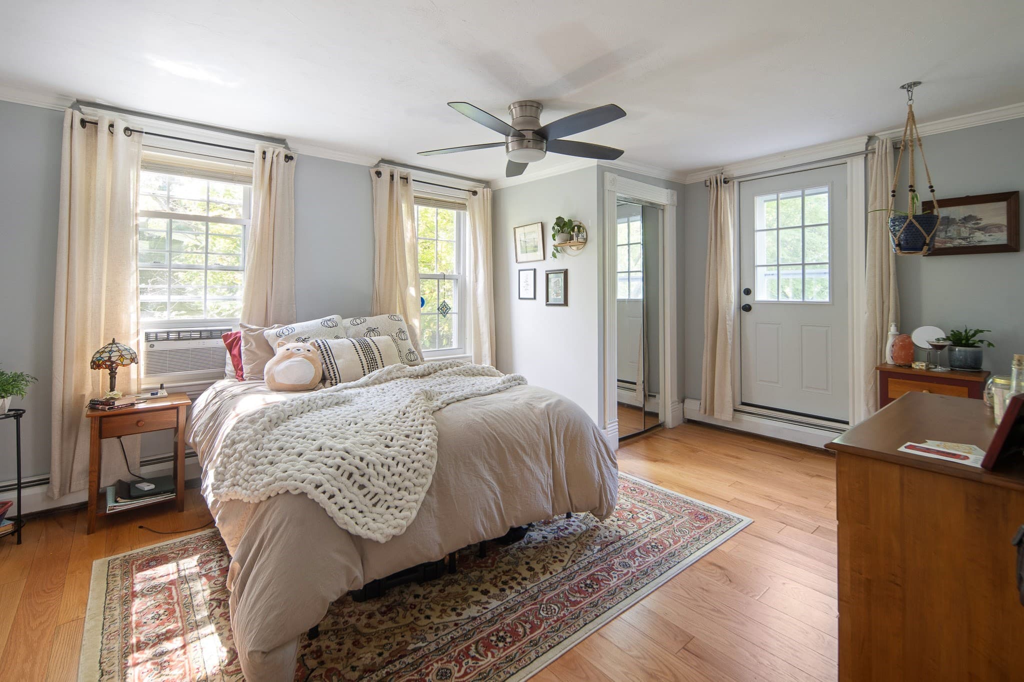 Single Family Residence at 21 Englewood Ave, Worcester MA 01603, photo 12 of 26