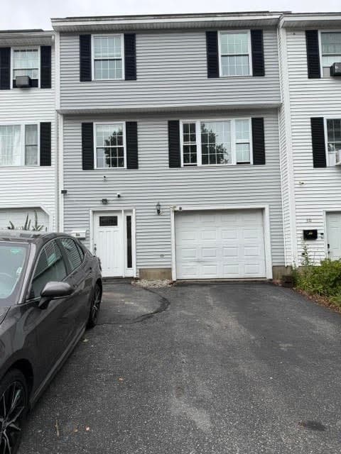 Attached (Townhouse/Rowhouse/Duplex) at 3-A Friedel Street # 0, Worcester MA 01603, photo 2 of 39
