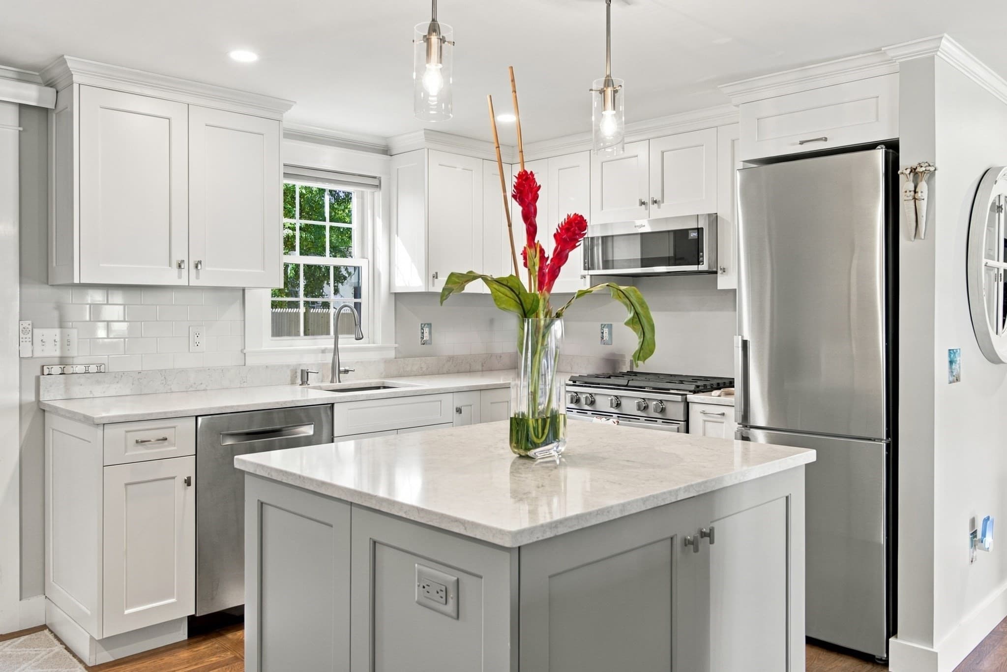 Single Family Residence at 7 Spinning Brook Rd, Yarmouth MA 02664, photo 6 of 40