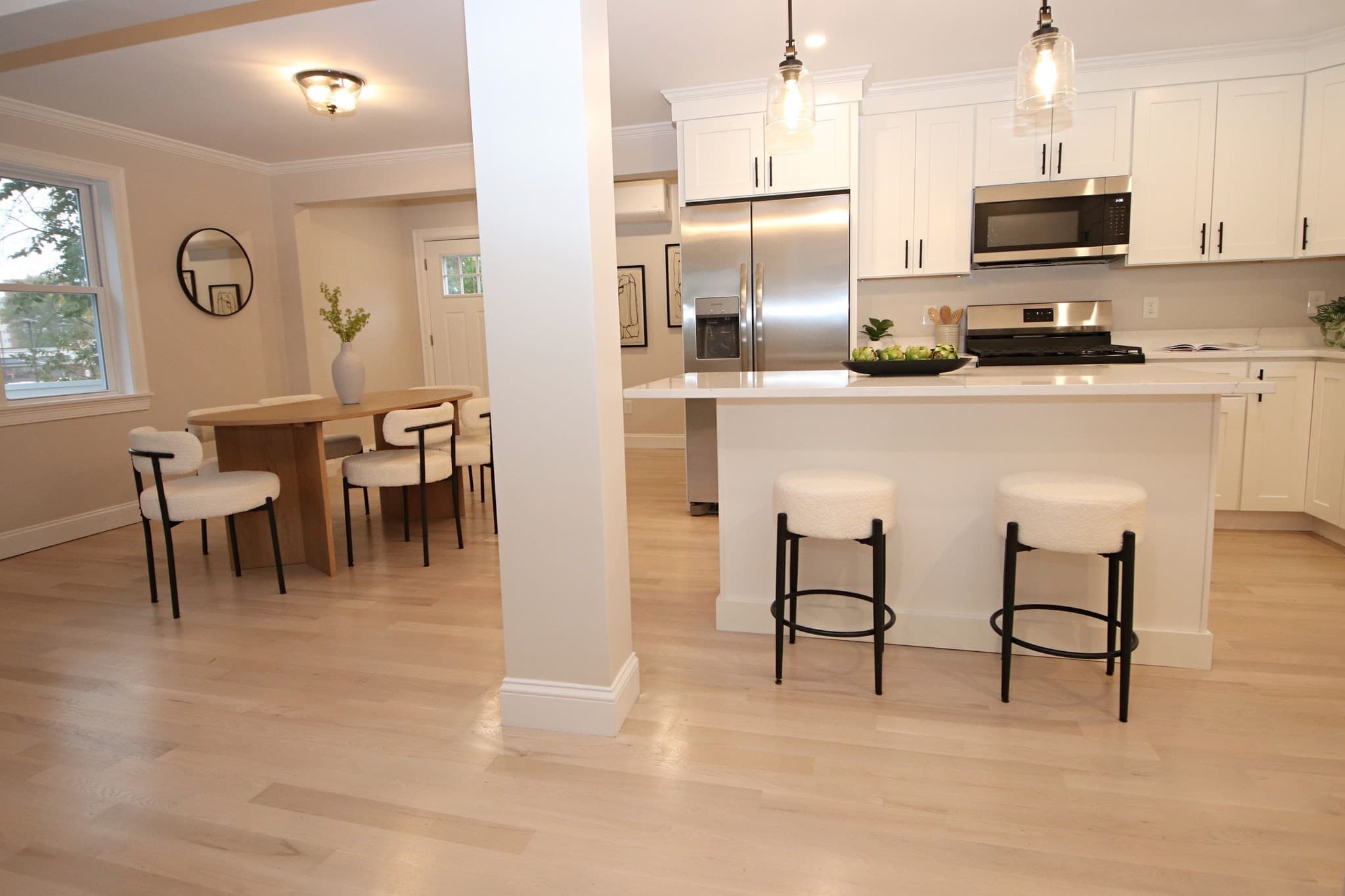 Condominium at 27 Holbrook Court # 1, Melrose MA 02176, photo 2 of 33