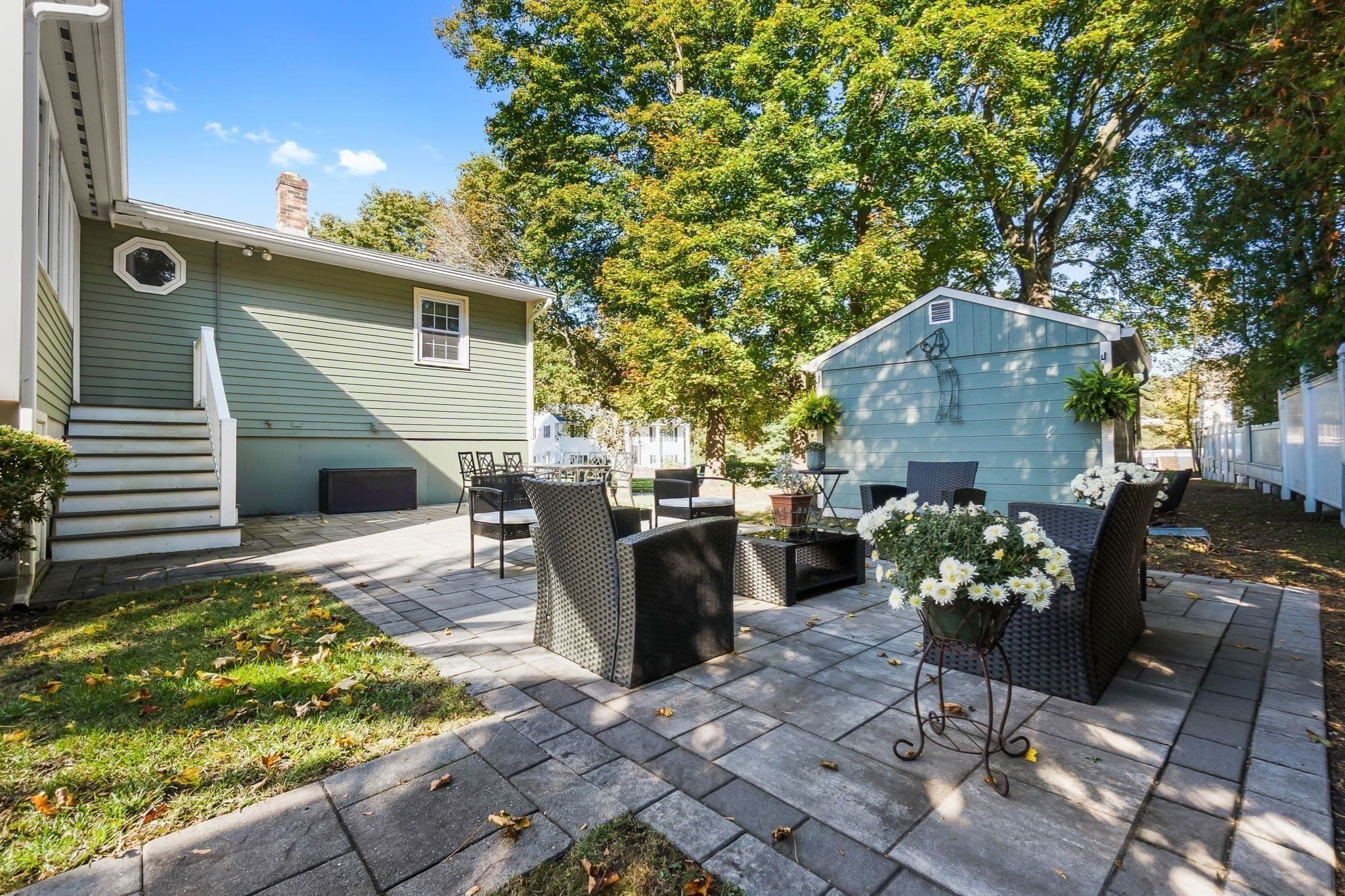 Single Family Residence at 38 Sonning Rd, Beverly MA 01915, photo 38 of 39