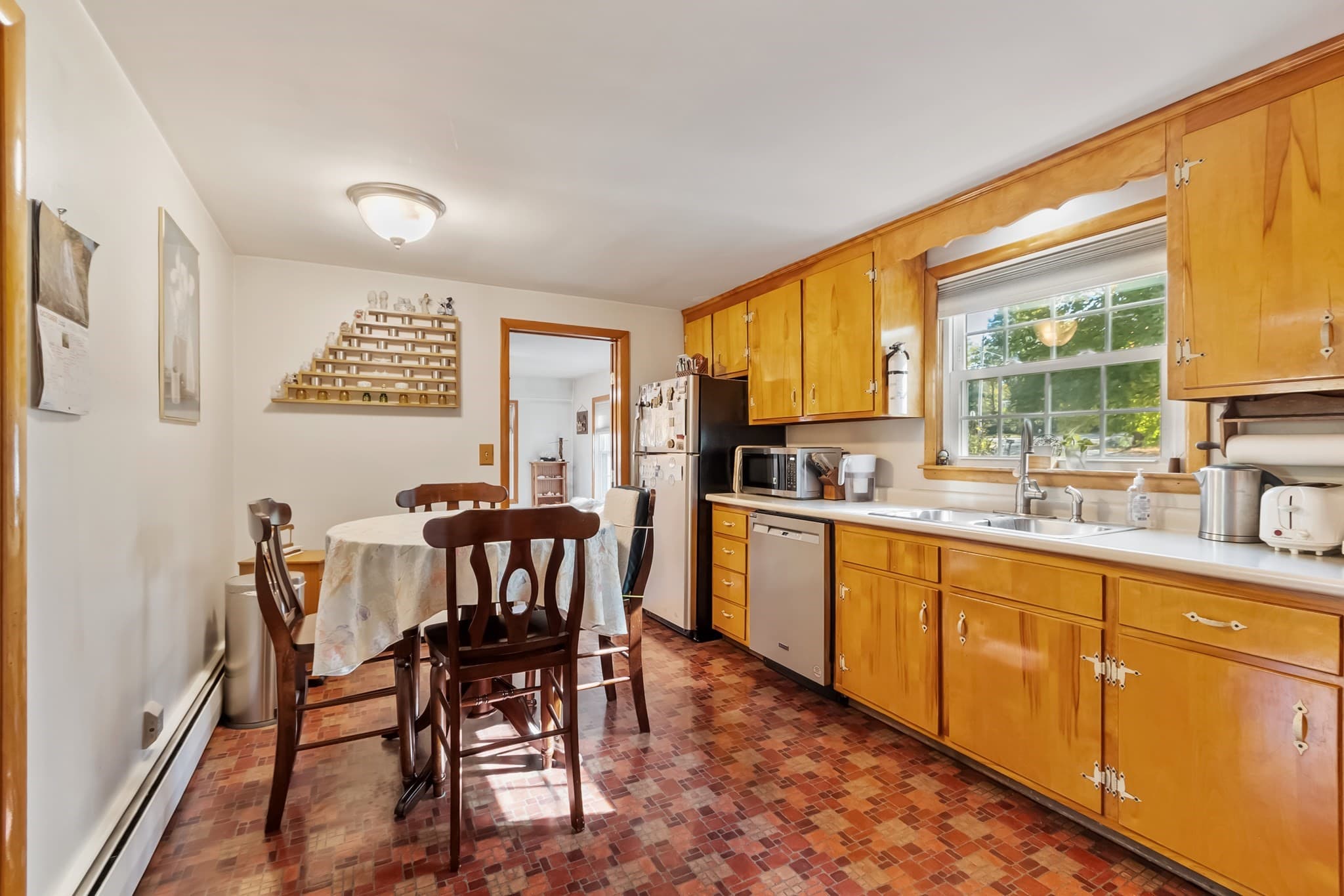 Single Family Residence at 54 River St, Billerica MA 01821, photo 18 of 42