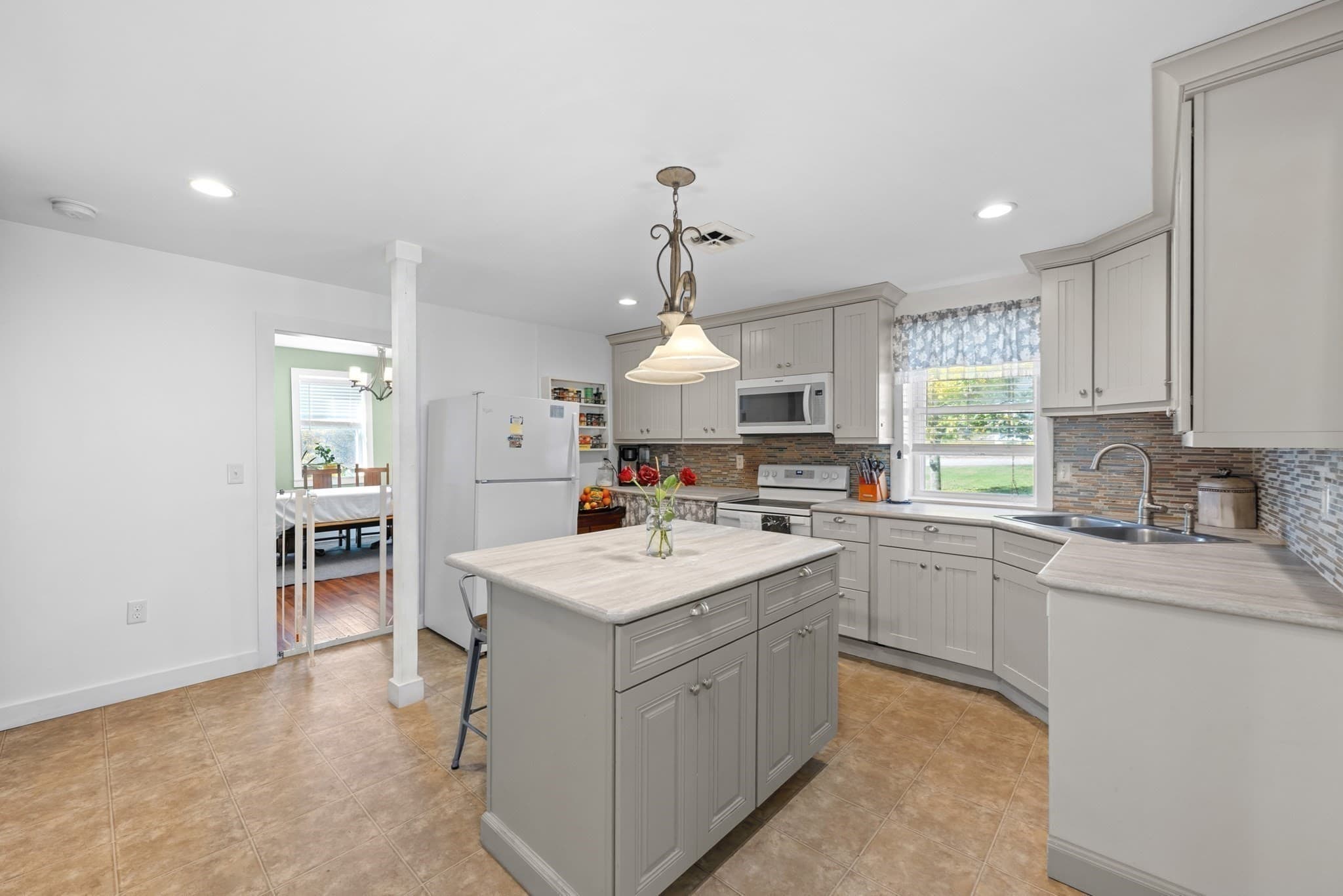 Single Family Residence at 19 Main, Royalston MA 01368, photo 5 of 26