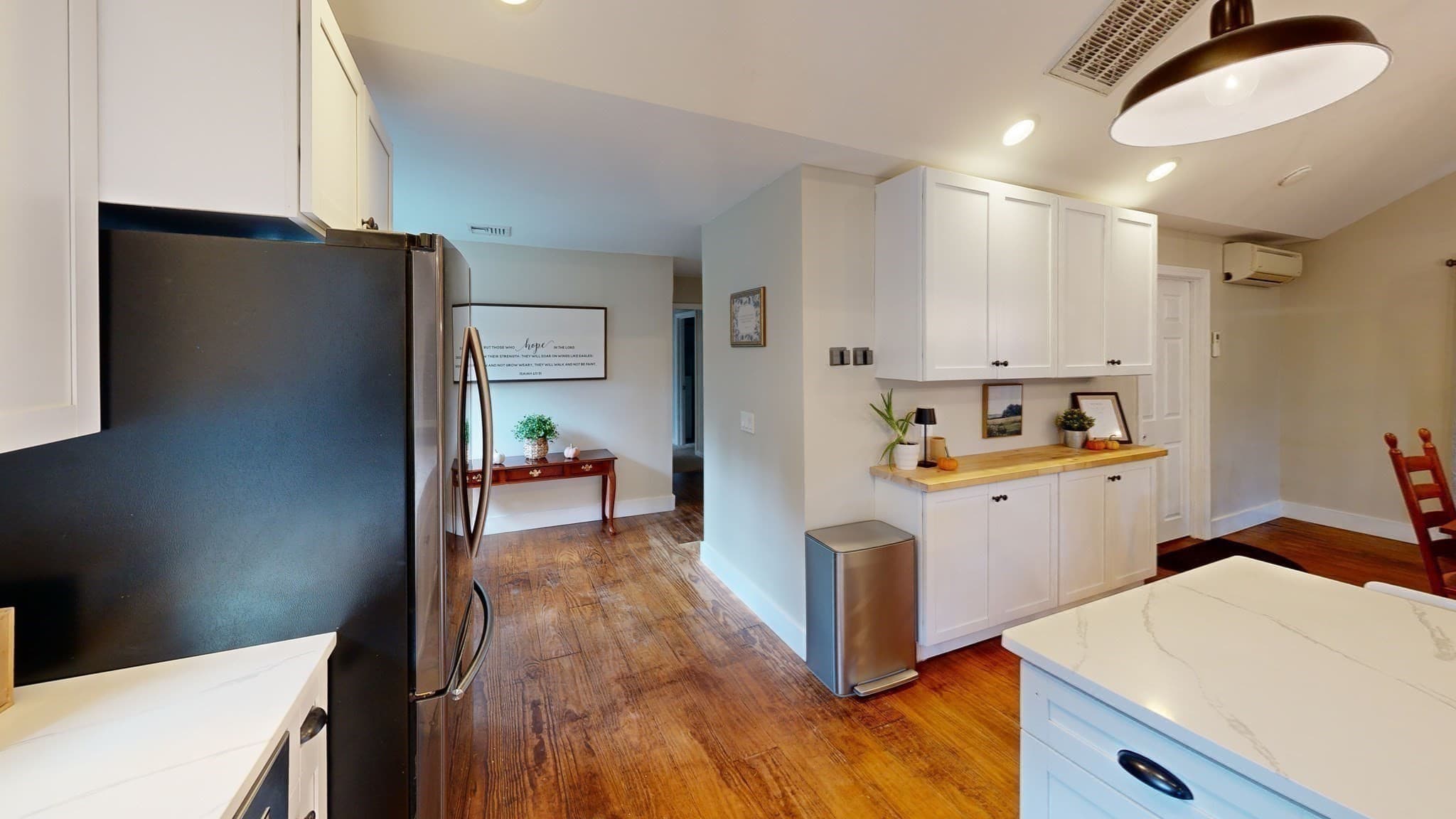 Single Family Residence at 51 Warren Rd, Brimfield MA 01010, photo 12 of 27