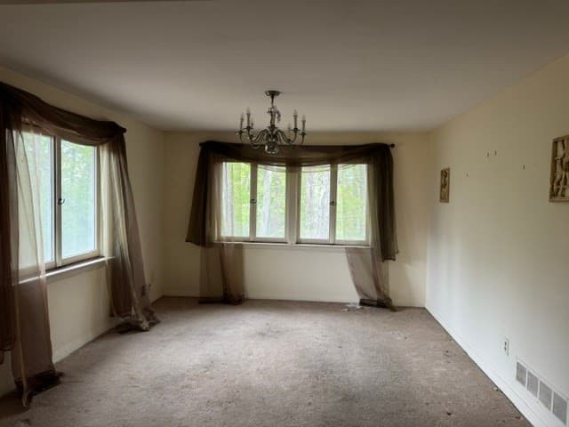 Single Family Residence at 27 Claudette Cir, Framingham MA 01701, Framingham, photo 6 of 12
