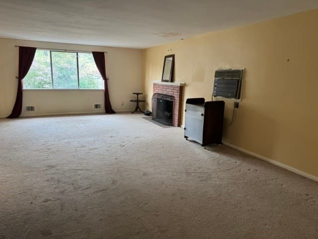 Single Family Residence at 27 Claudette Cir, Framingham MA 01701, Framingham, photo 7 of 12