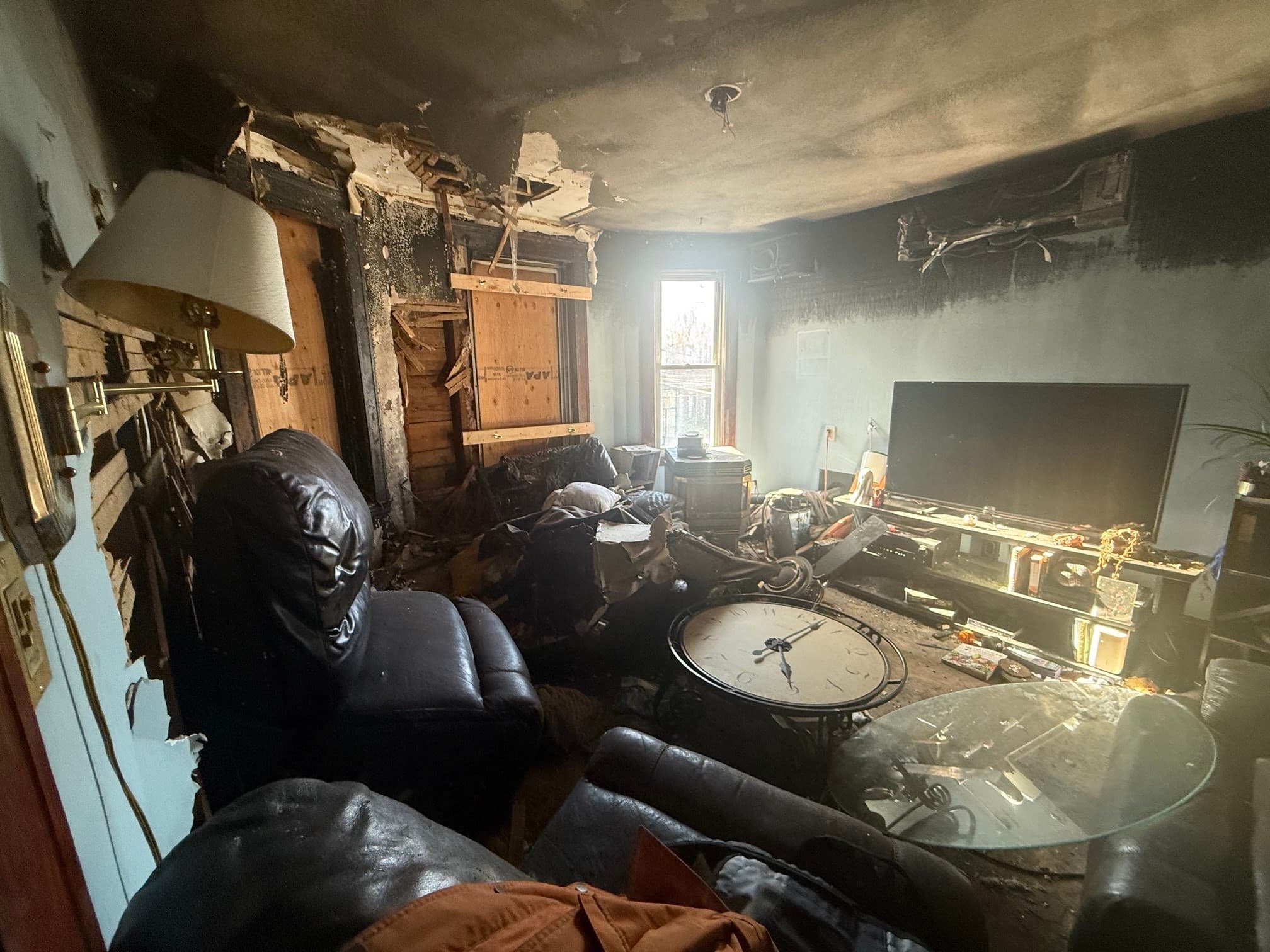 Multi Family at 104-106 Shirley St, Winthrop MA 02152, photo 21 of 22