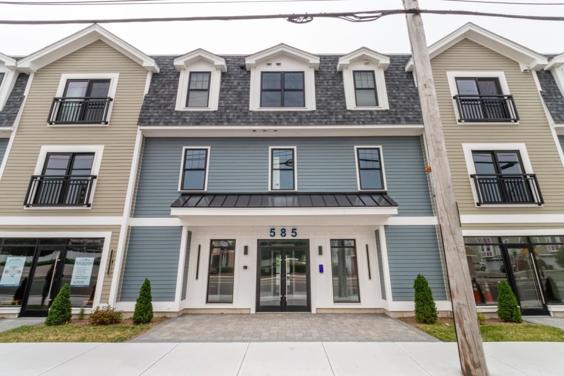 Condominium at 585 Washington Street # 202, Quincy MA 02169, Quincy, photo 9 of 10