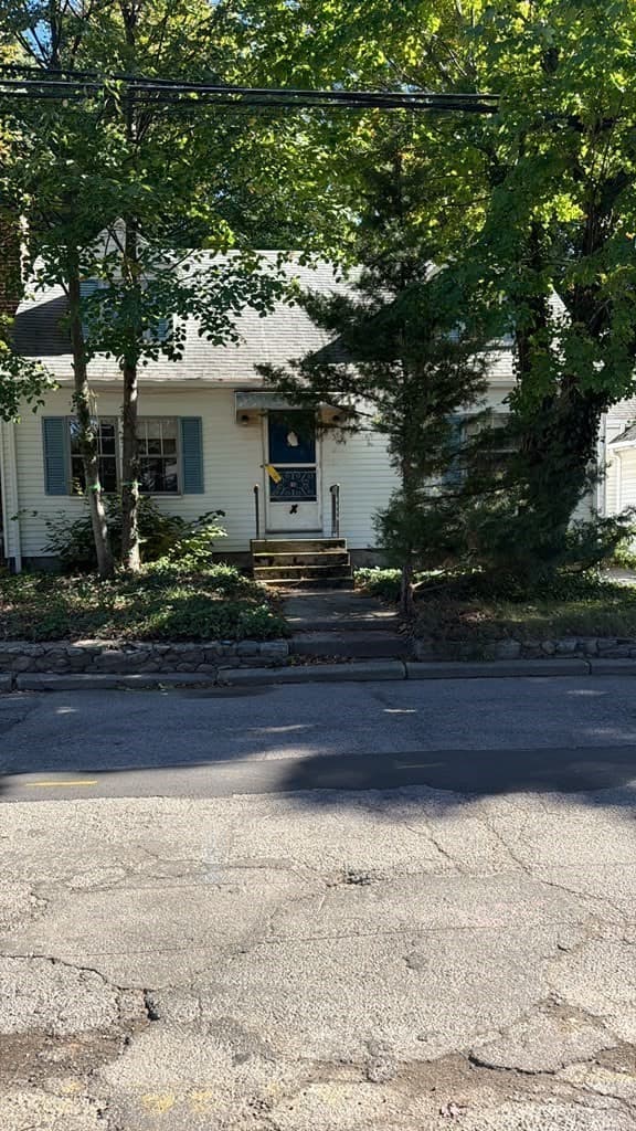 Single Family Residence at 92 Sheridan, Newton MA 02465, photo 3 of 3