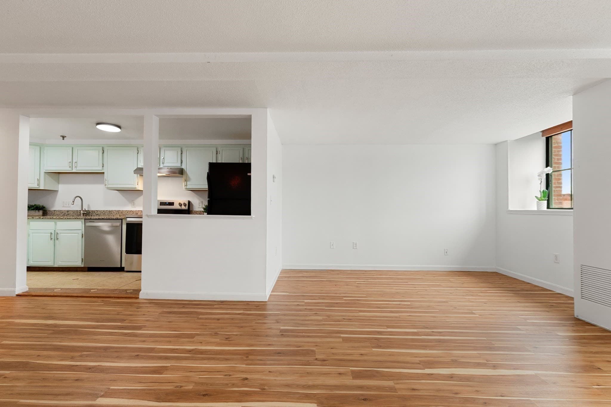 Condominium at 200 Market Street # 413, Lowell MA 01852, photo 13 of 34