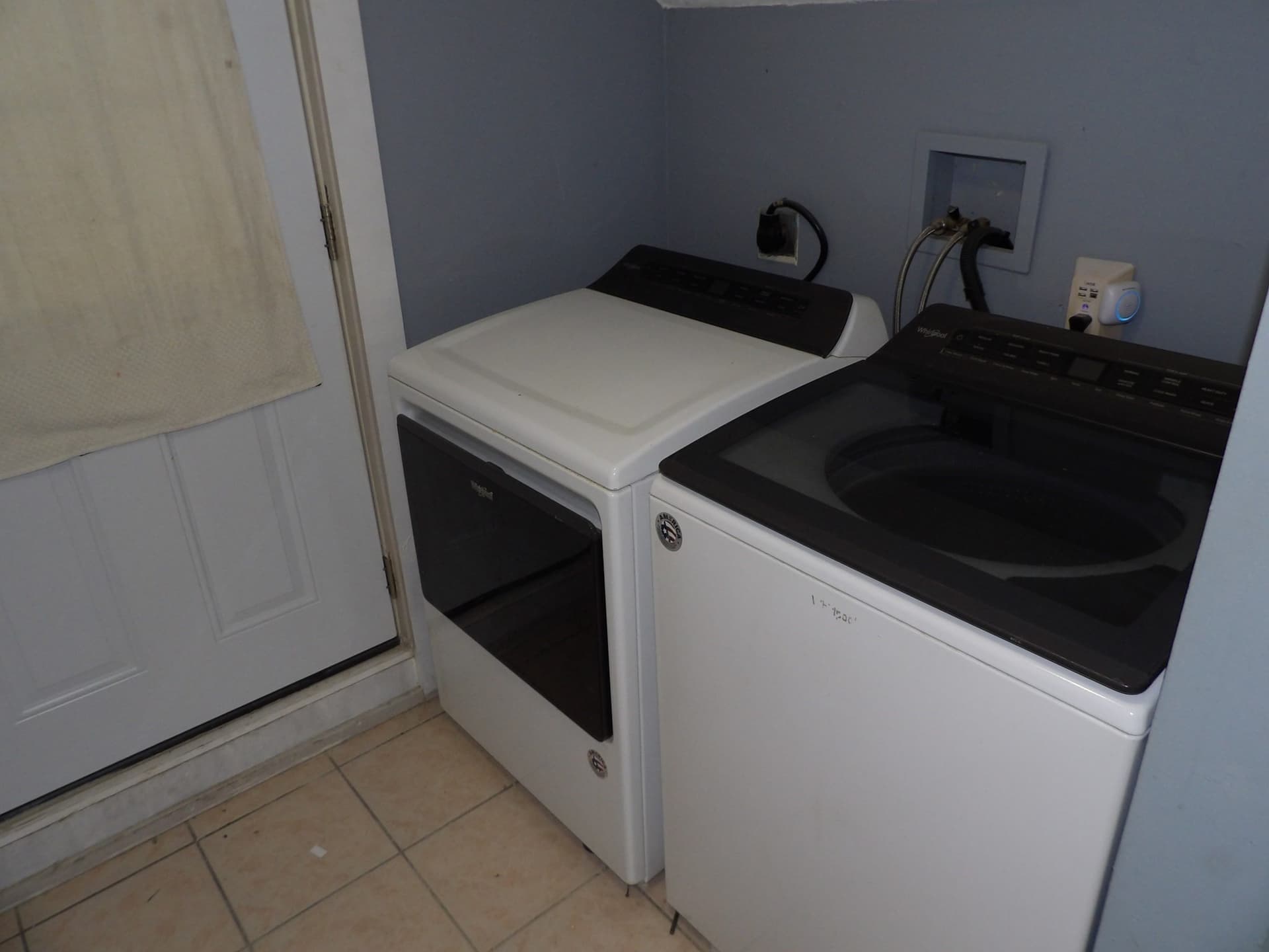 Apartment at 25 Wilson St # 3, Worcester MA 01604, photo 6 of 14