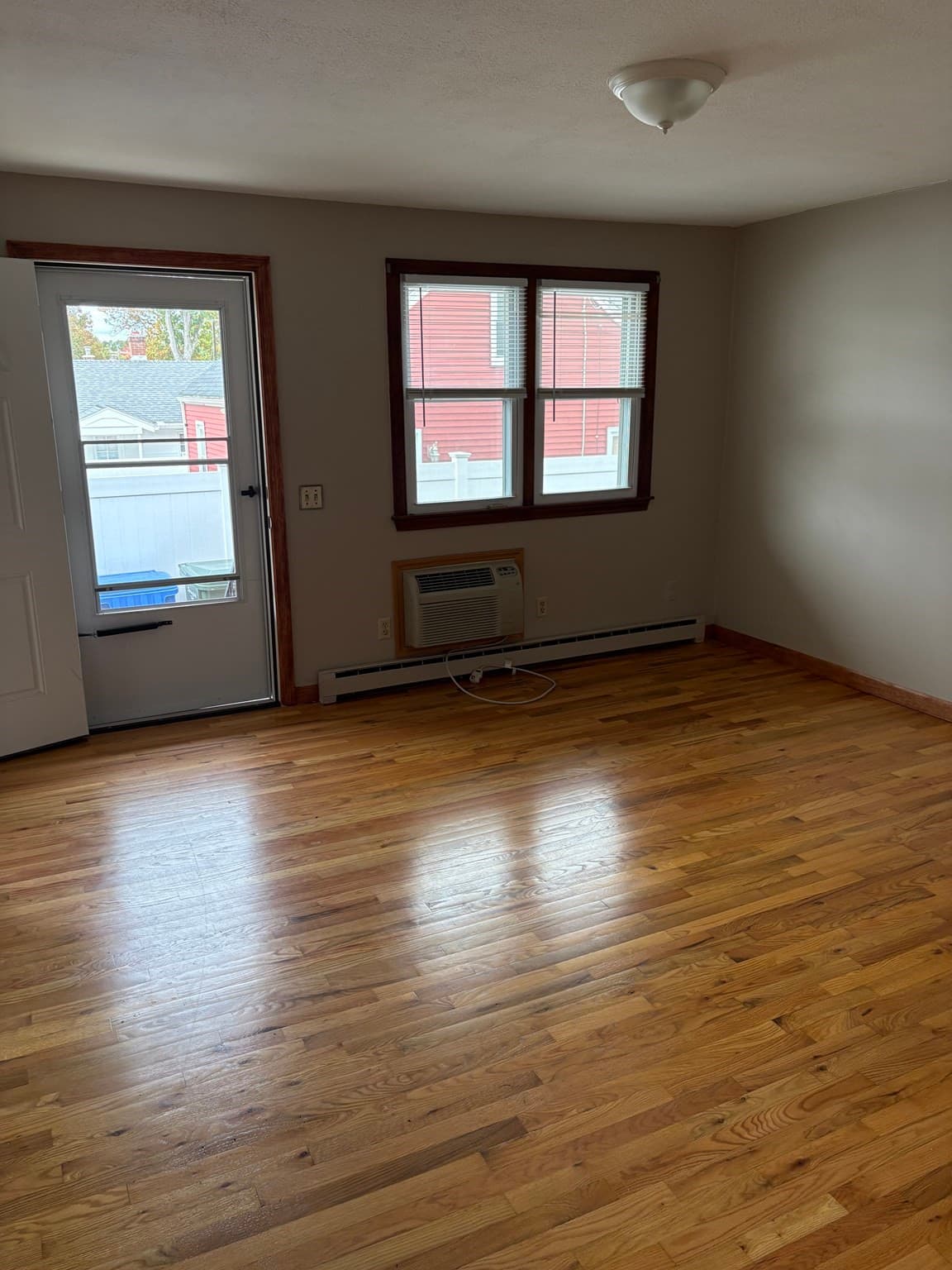 Attached (Townhouse/Rowhouse/Duplex) at 73 Clough # 2, Springfield MA 01118, photo 2 of 10