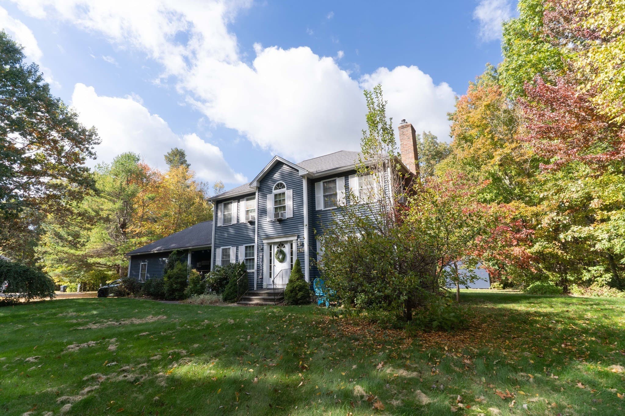 Single Family Residence at 257 Pommogussett Rd, Rutland MA 01543, photo 3 of 40
