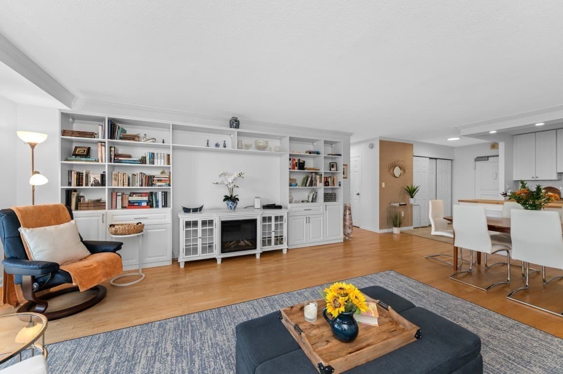 Condominium at 2 Hawthorne Place # 15R, Boston MA 02114, Boston, photo 3 of 24