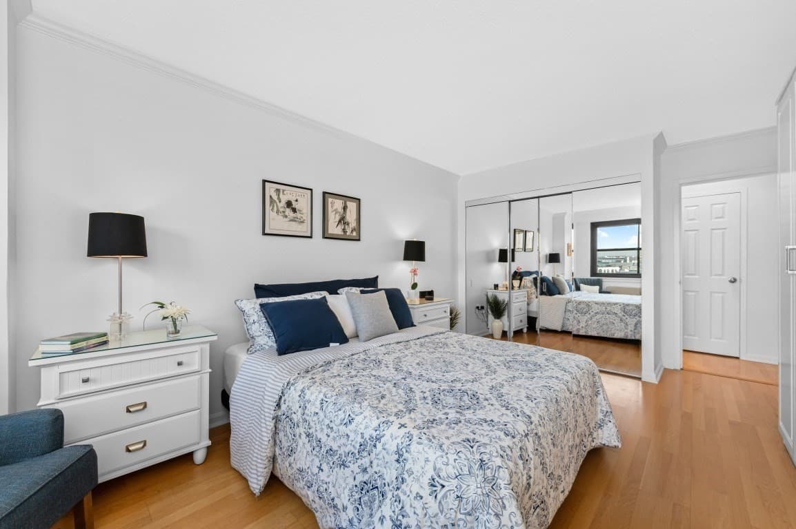 Condominium at 2 Hawthorne Place # 15R, Boston MA 02114, Boston, photo 15 of 24