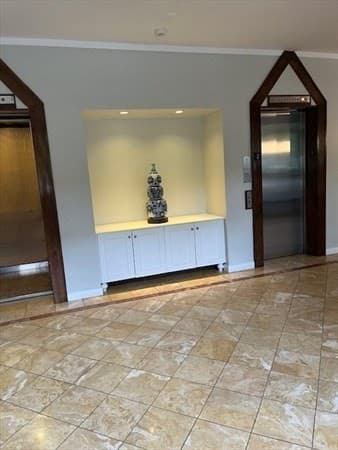 Condominium at 1265 Beacon Street # 603, Brookline MA 02446, photo 3 of 16