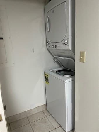 Condominium at 1265 Beacon Street # 603, Brookline MA 02446, photo 11 of 16