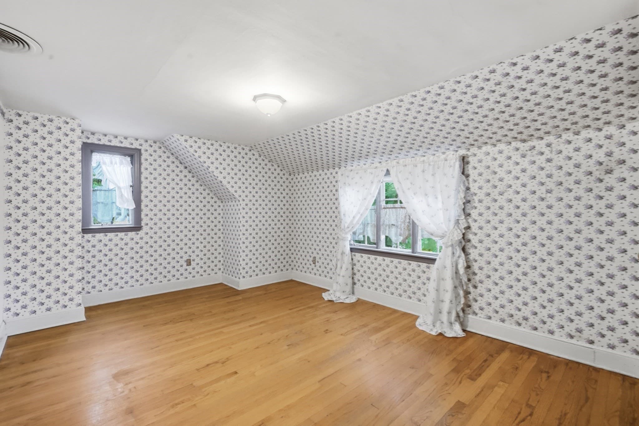 Single Family Residence at 96 Western Ave, Westfield MA 01085, photo 30 of 40