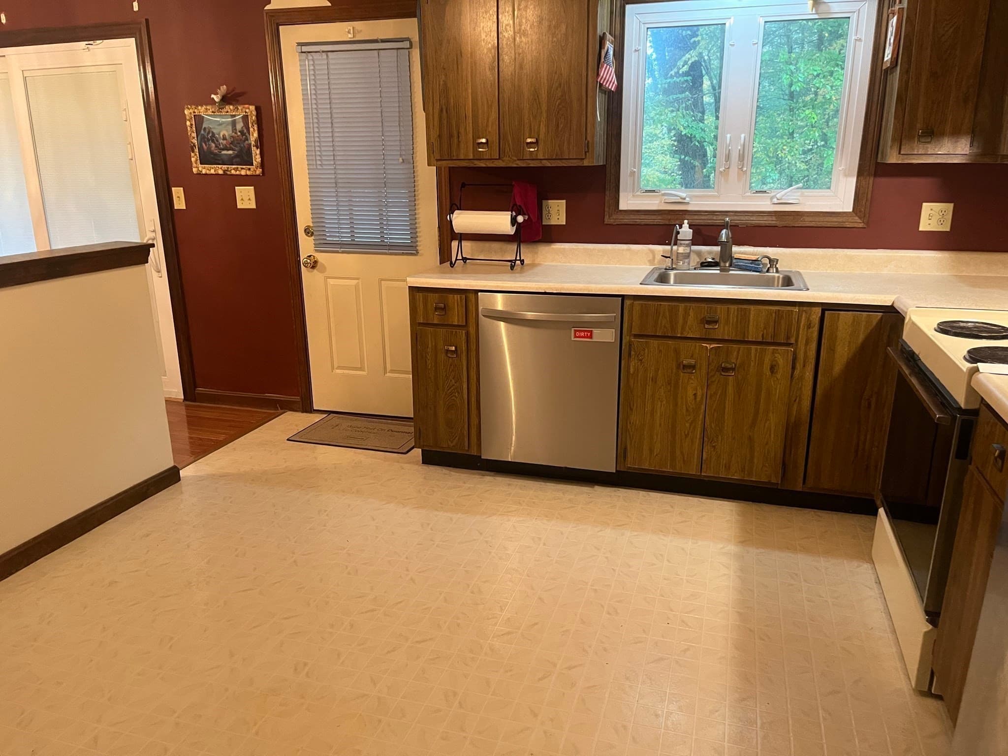 Single Family Residence at 166 Stearns Ave, Mansfield MA 02048, photo 11 of 11