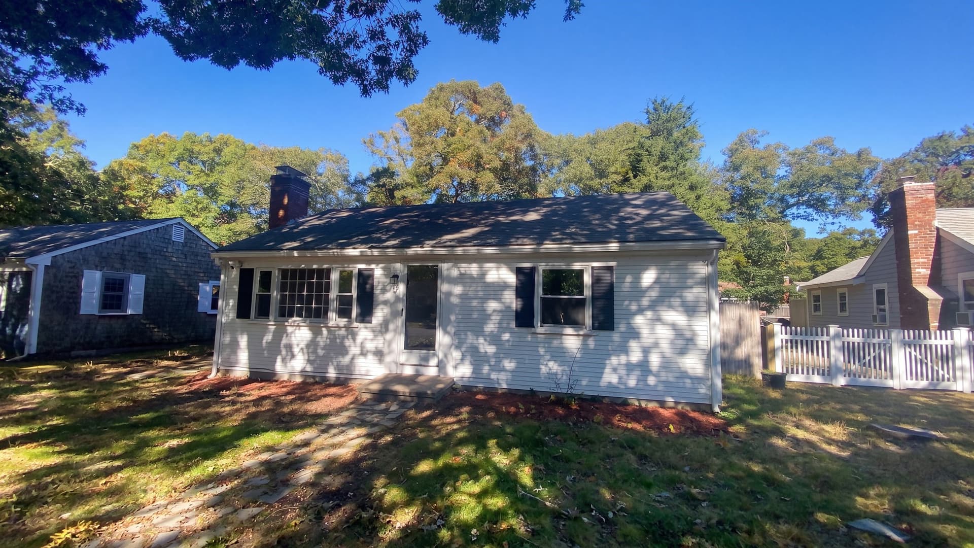 49 Swan Lake Rd, Yarmouth MA 02673