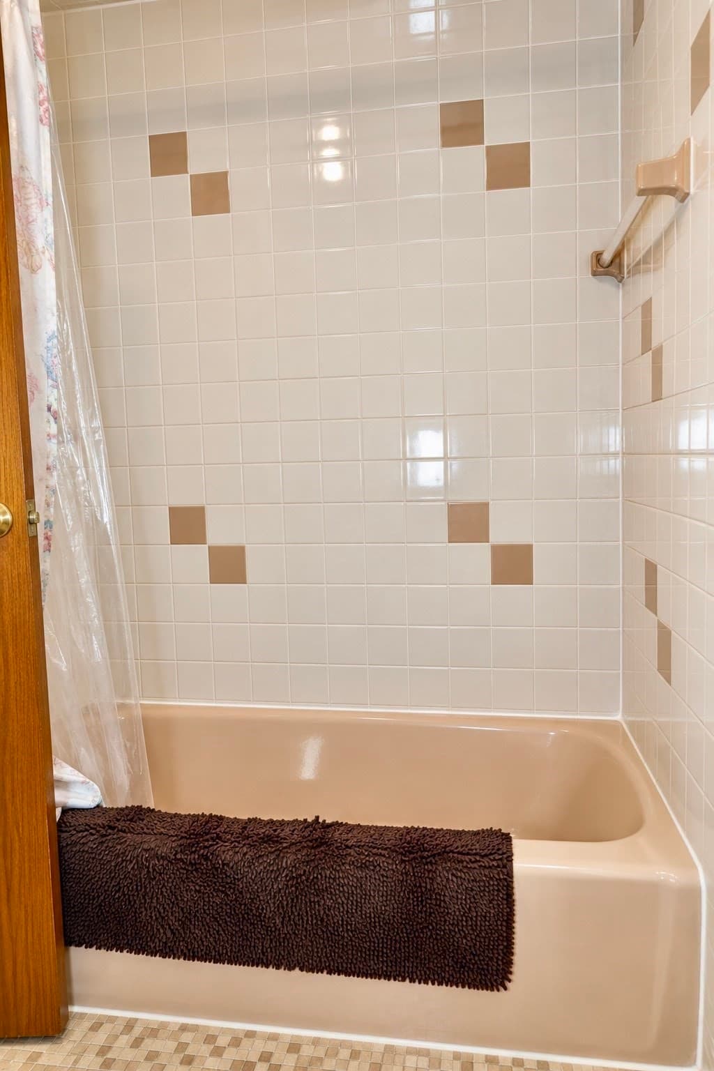 Single Family Residence at 196 Conant Street, Revere MA 02151, photo 16 of 26