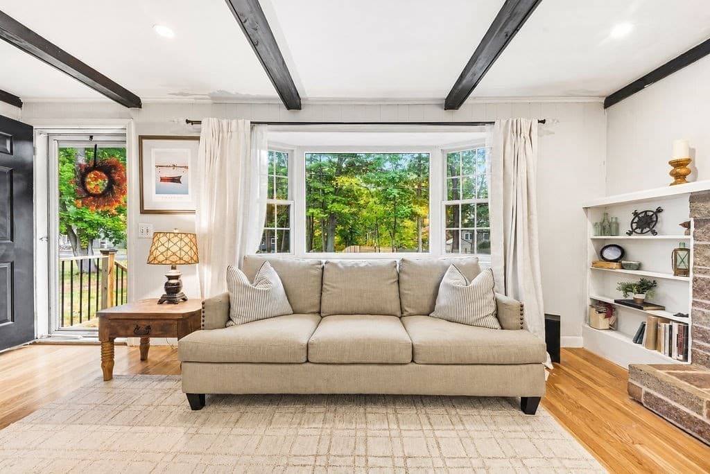 Single Family Residence at 392 Mansfield Rd, North Attleboro MA 02760, photo 13 of 39