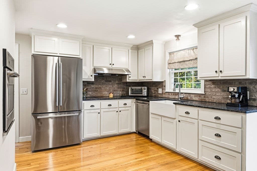 Single Family Residence at 392 Mansfield Rd, North Attleboro MA 02760, photo 20 of 39