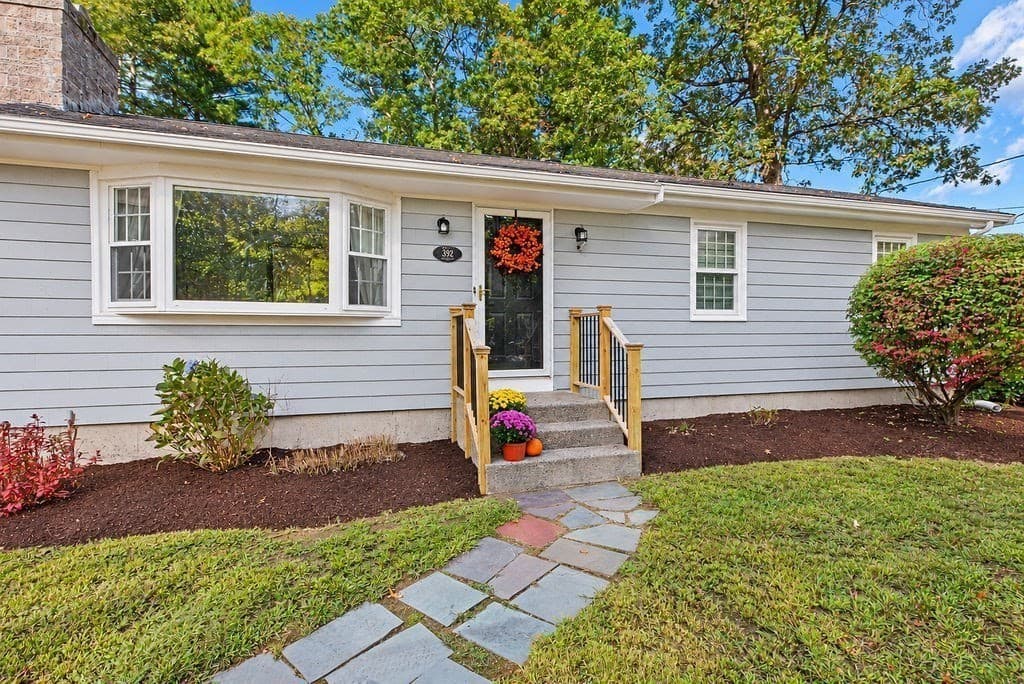 Single Family Residence at 392 Mansfield Rd, North Attleboro MA 02760, photo 10 of 39