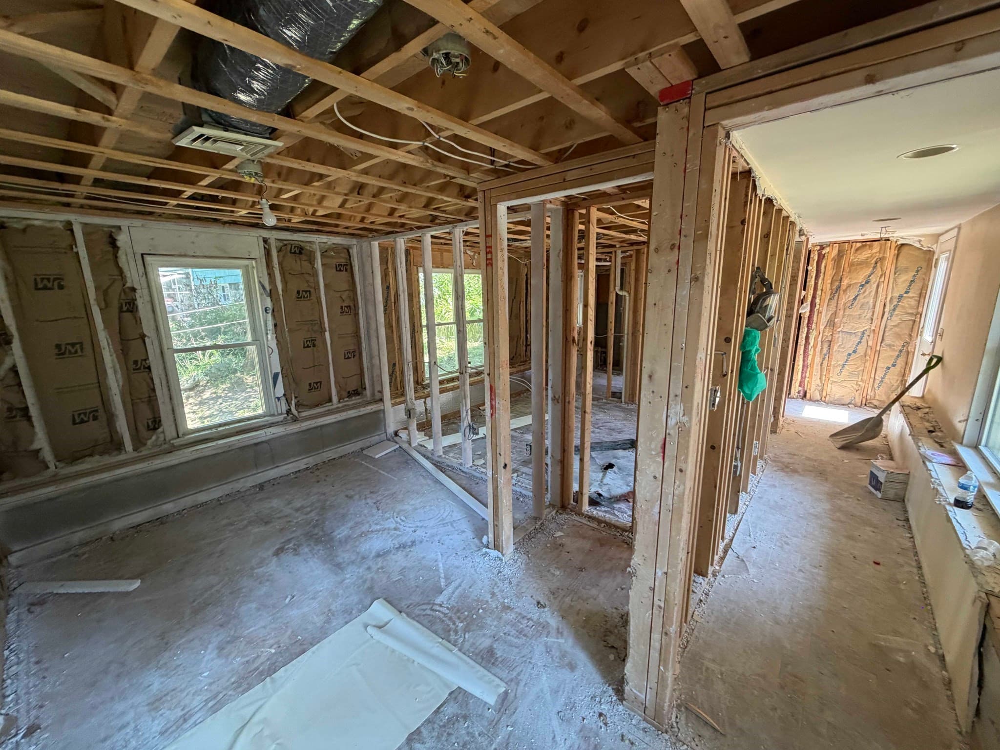 Single Family Residence at 45 Longview Rd, Reading MA 01867, photo 3 of 42