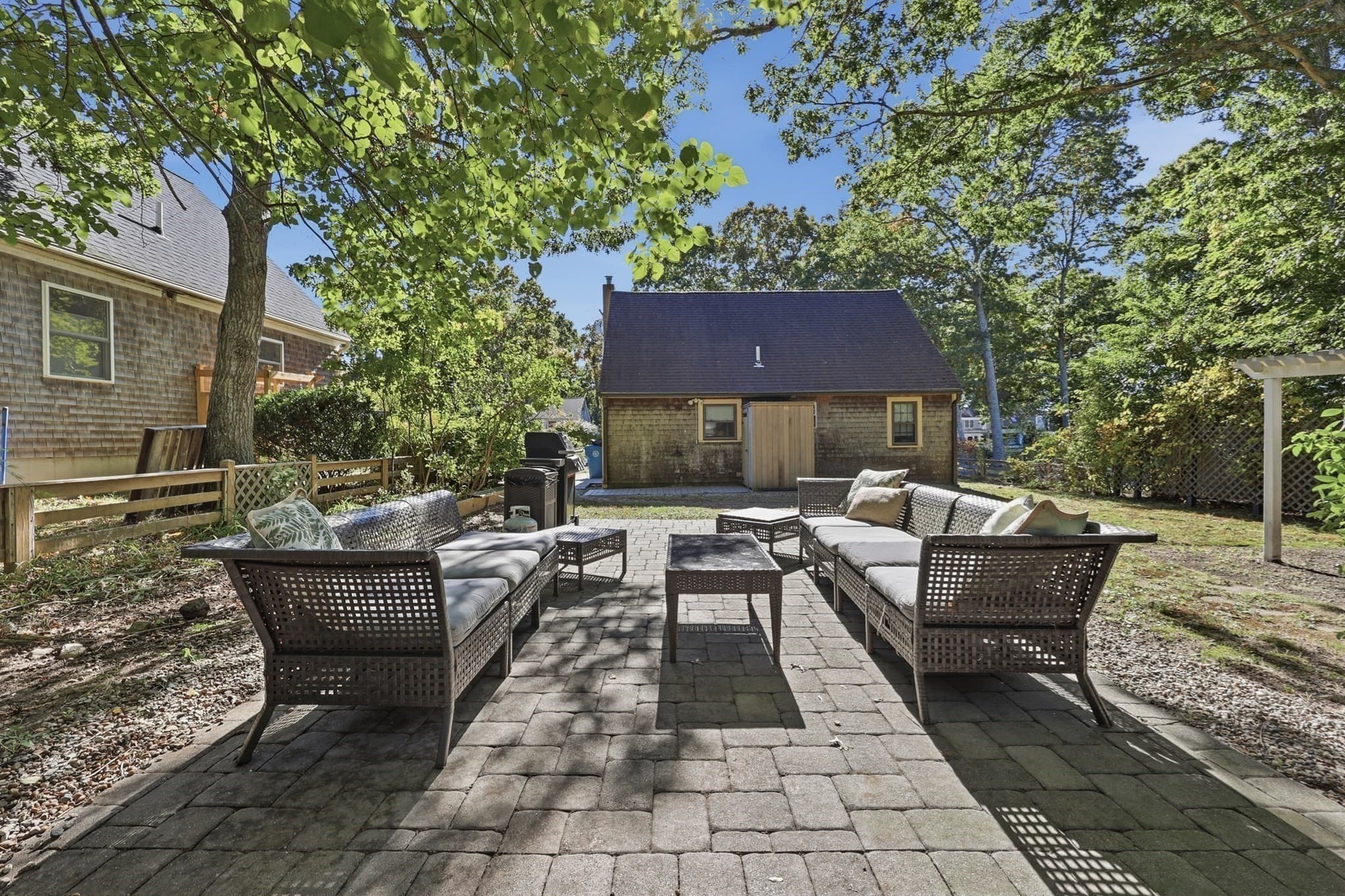 Single Family Residence at 12 Avalon Dr, Falmouth MA 02536, photo 4 of 39
