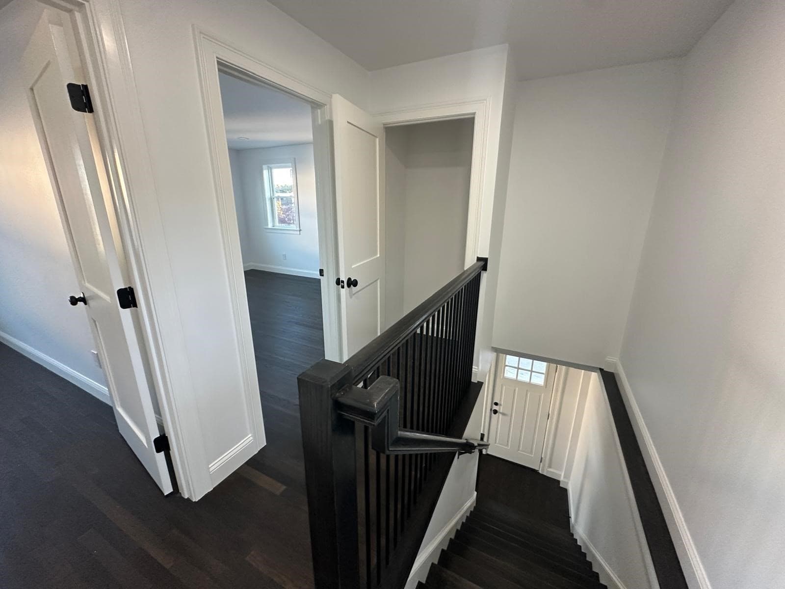 Single Family Residence at 8 Thompson Rd, Webster MA 01570, photo 27 of 42