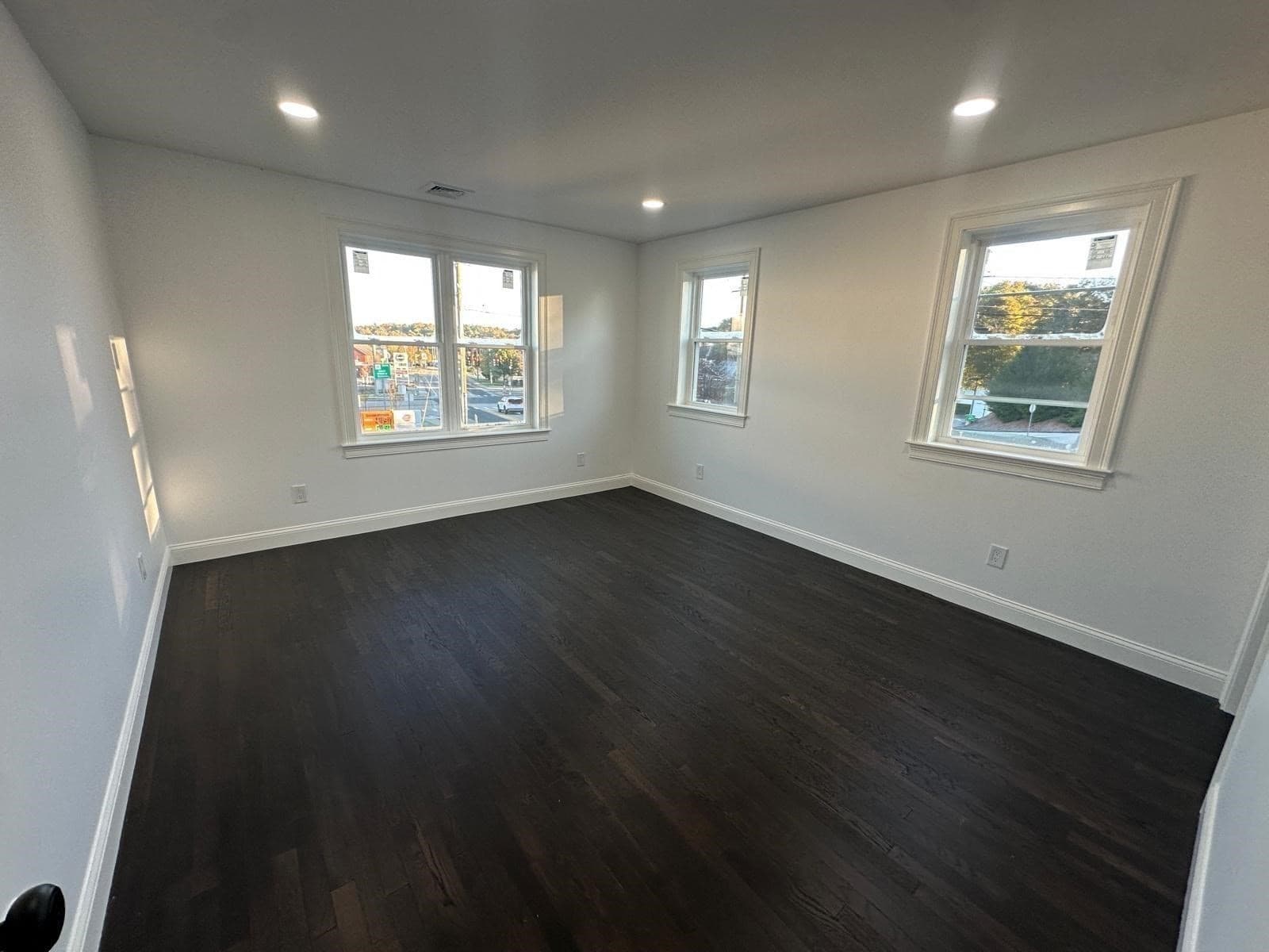Single Family Residence at 8 Thompson Rd, Webster MA 01570, photo 28 of 42