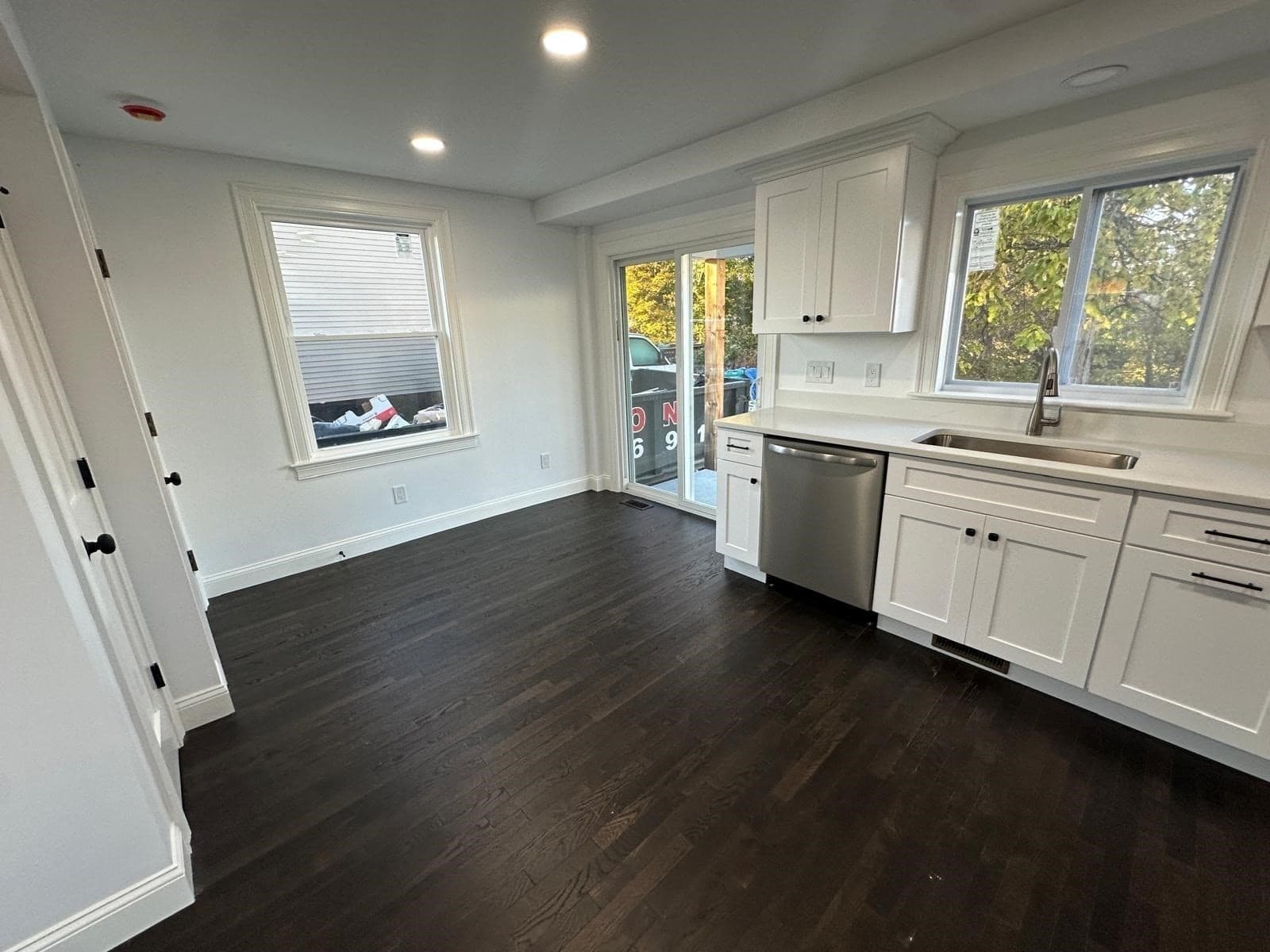 Single Family Residence at 8 Thompson Rd, Webster MA 01570, photo 19 of 42
