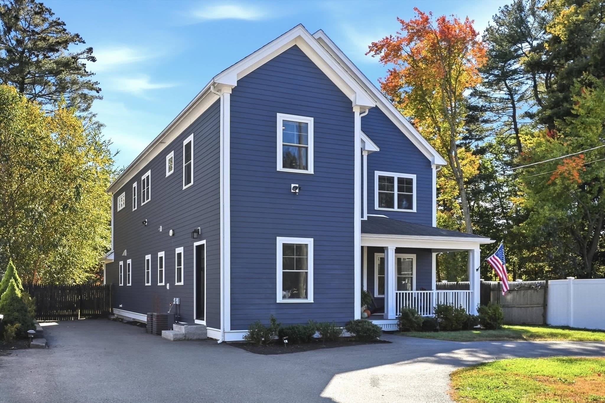16 Sheridan St, Billerica MA 01821