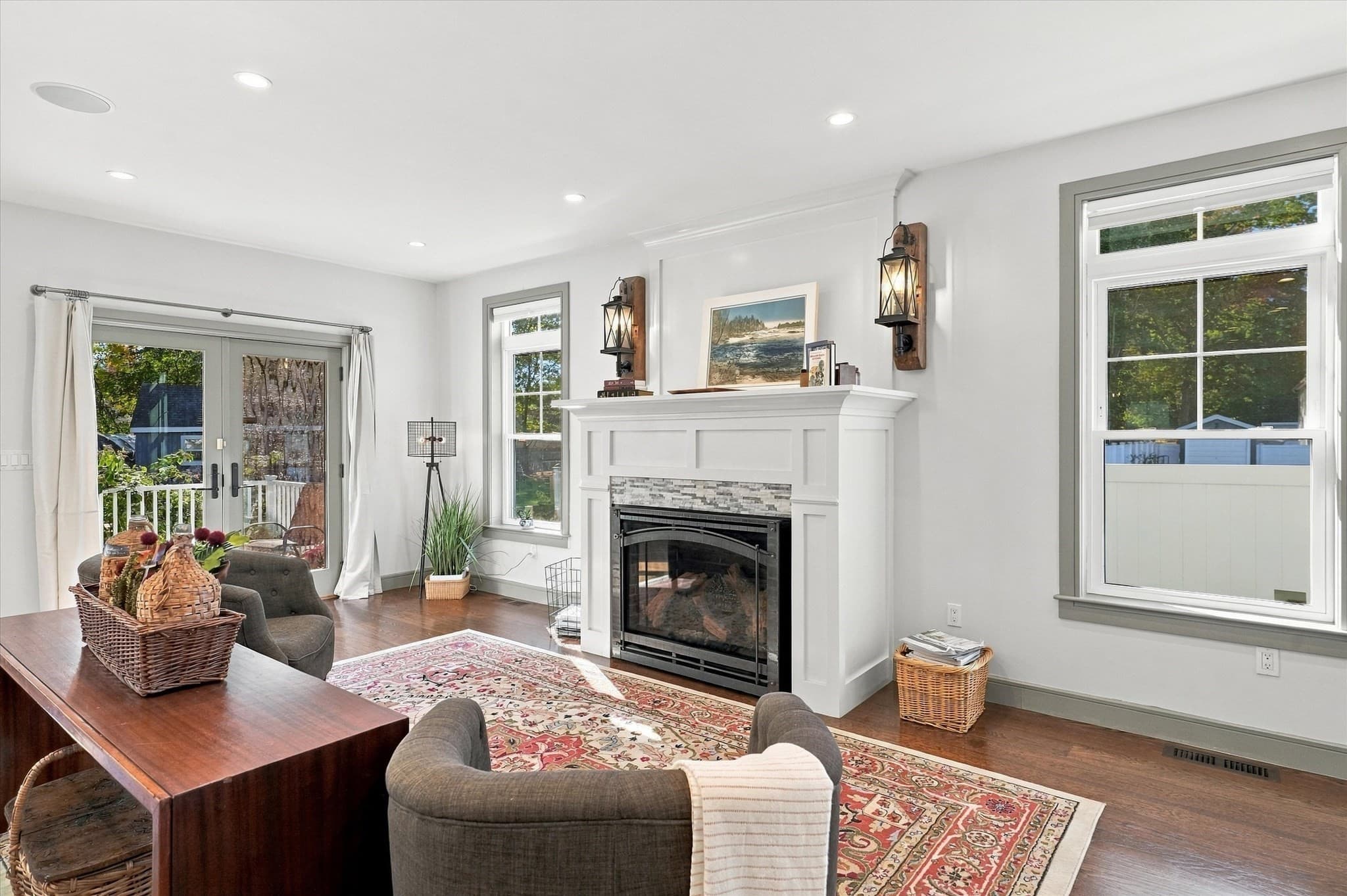 Single Family Residence at 16 Sheridan St, Billerica MA 01821, photo 10 of 42