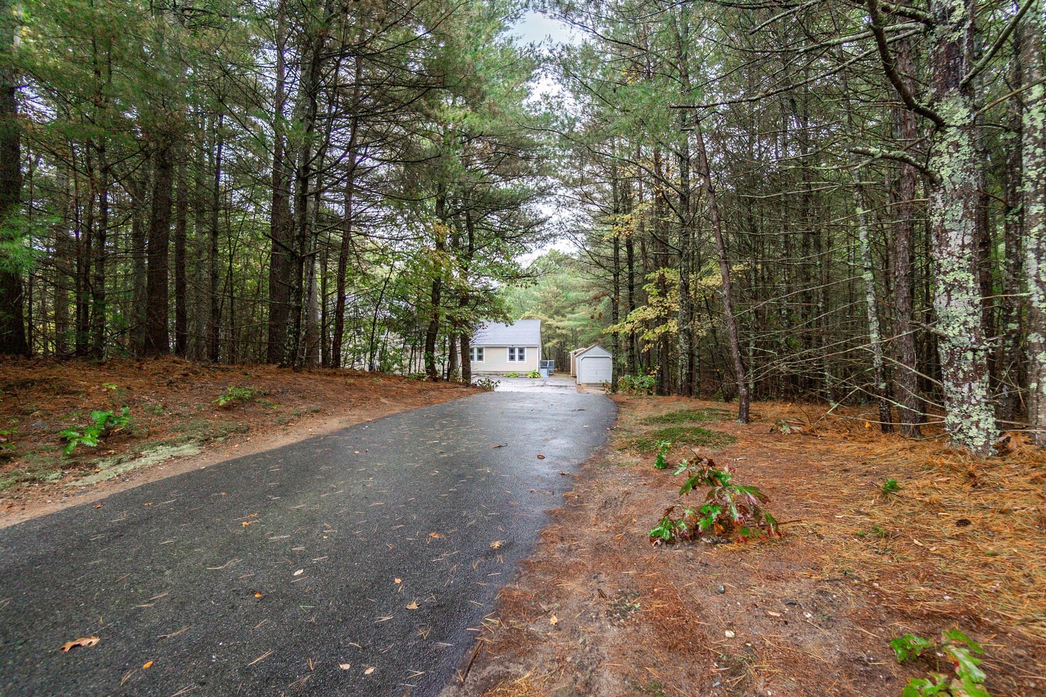 Single Family Residence at 9 Russell Holmes Way, Carver MA 02330, photo 6 of 39