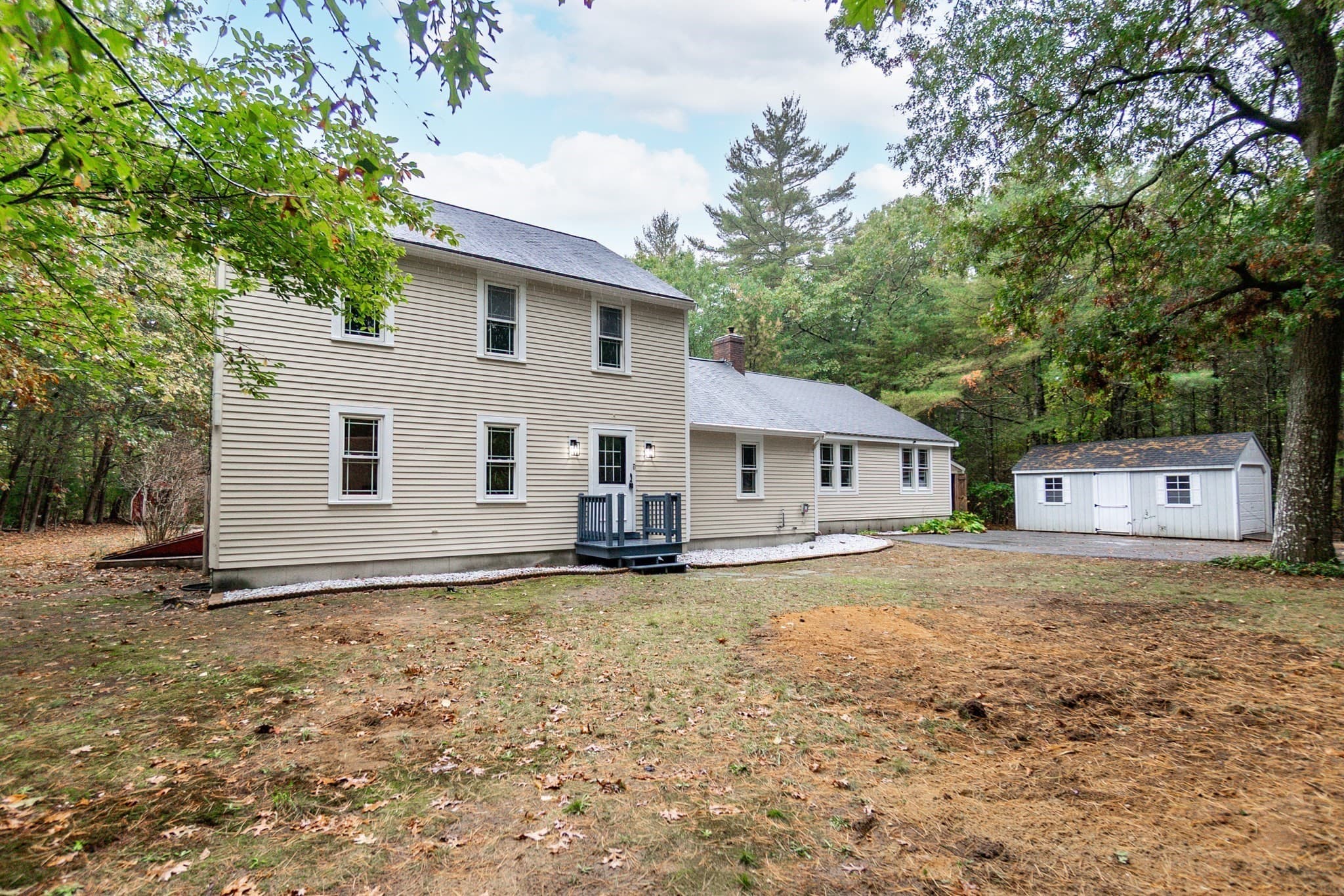 Single Family Residence at 9 Russell Holmes Way, Carver MA 02330, photo 5 of 39