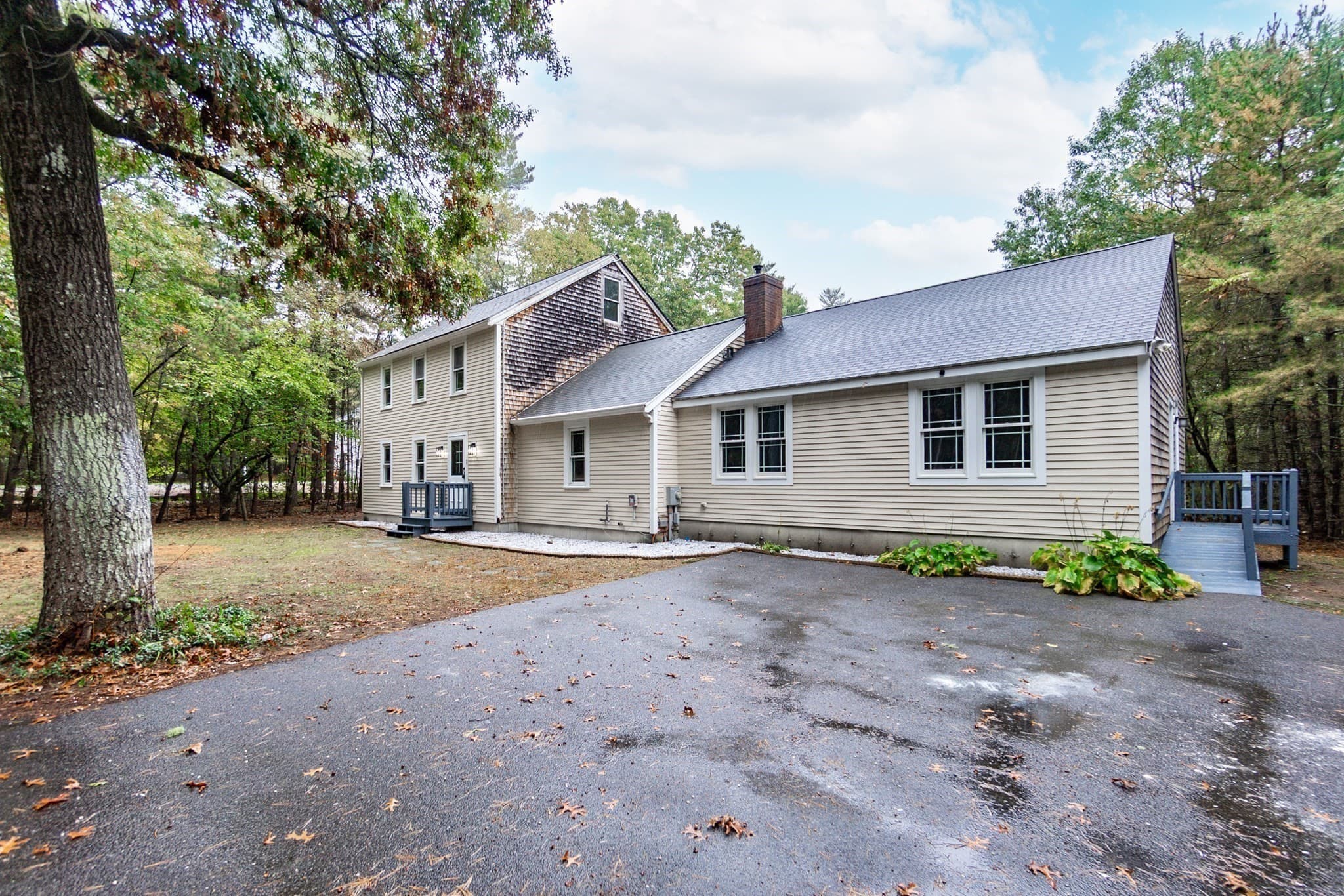 Single Family Residence at 9 Russell Holmes Way, Carver MA 02330, photo 4 of 39