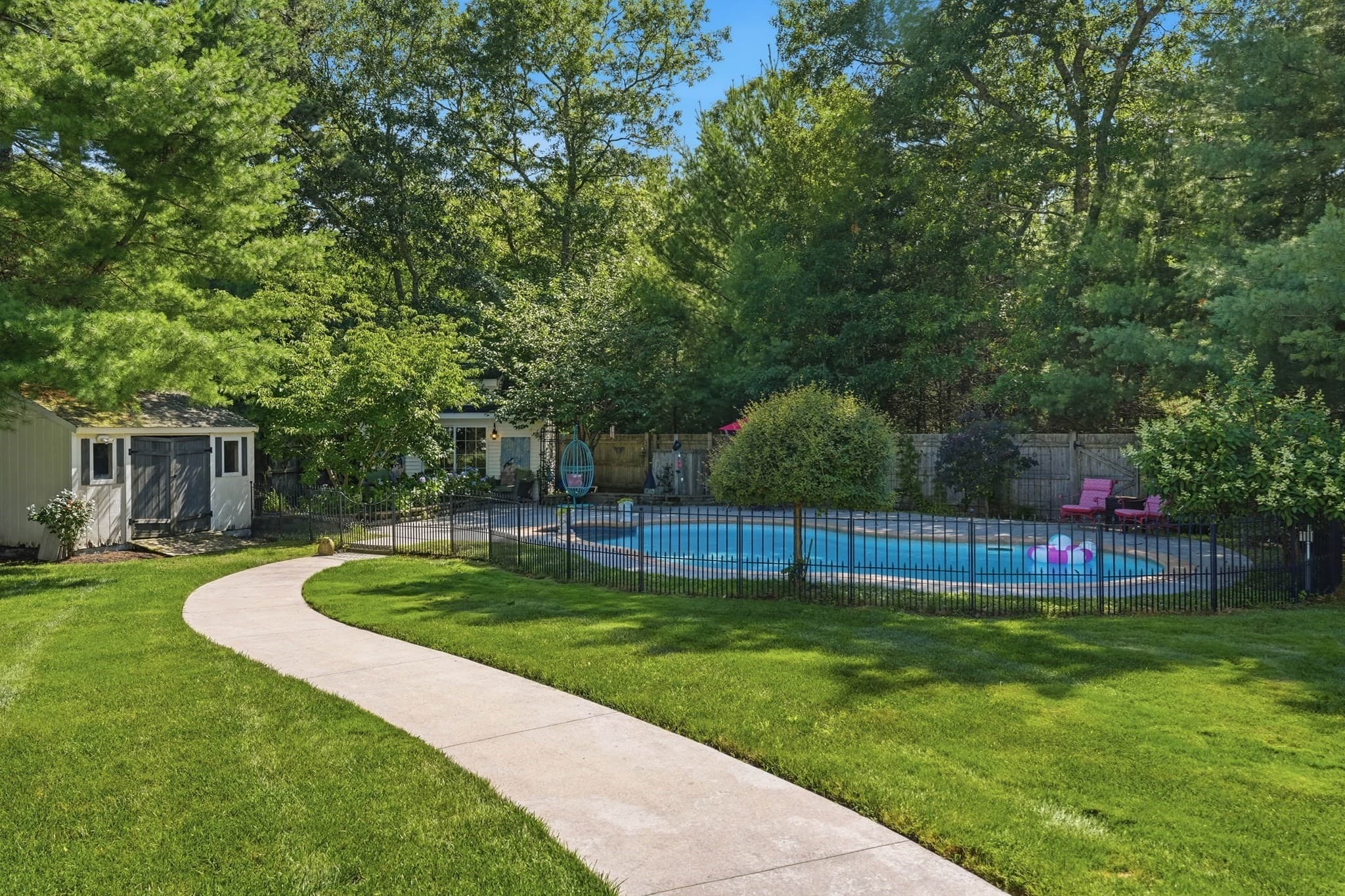 Single Family Residence at 11 Fellowship Cir, Wareham MA 02571, photo 36 of 40