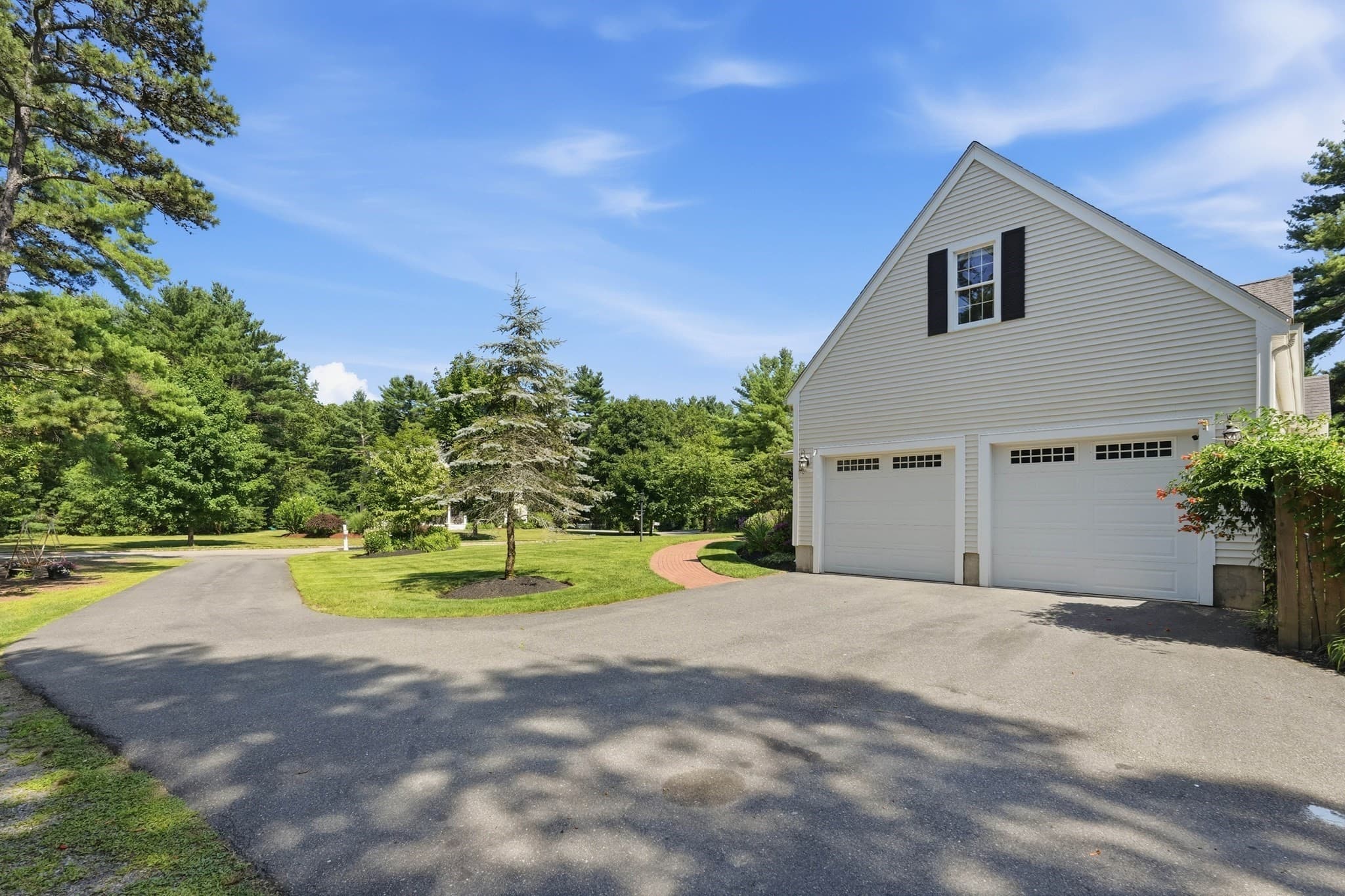 Single Family Residence at 11 Fellowship Cir, Wareham MA 02571, photo 33 of 40