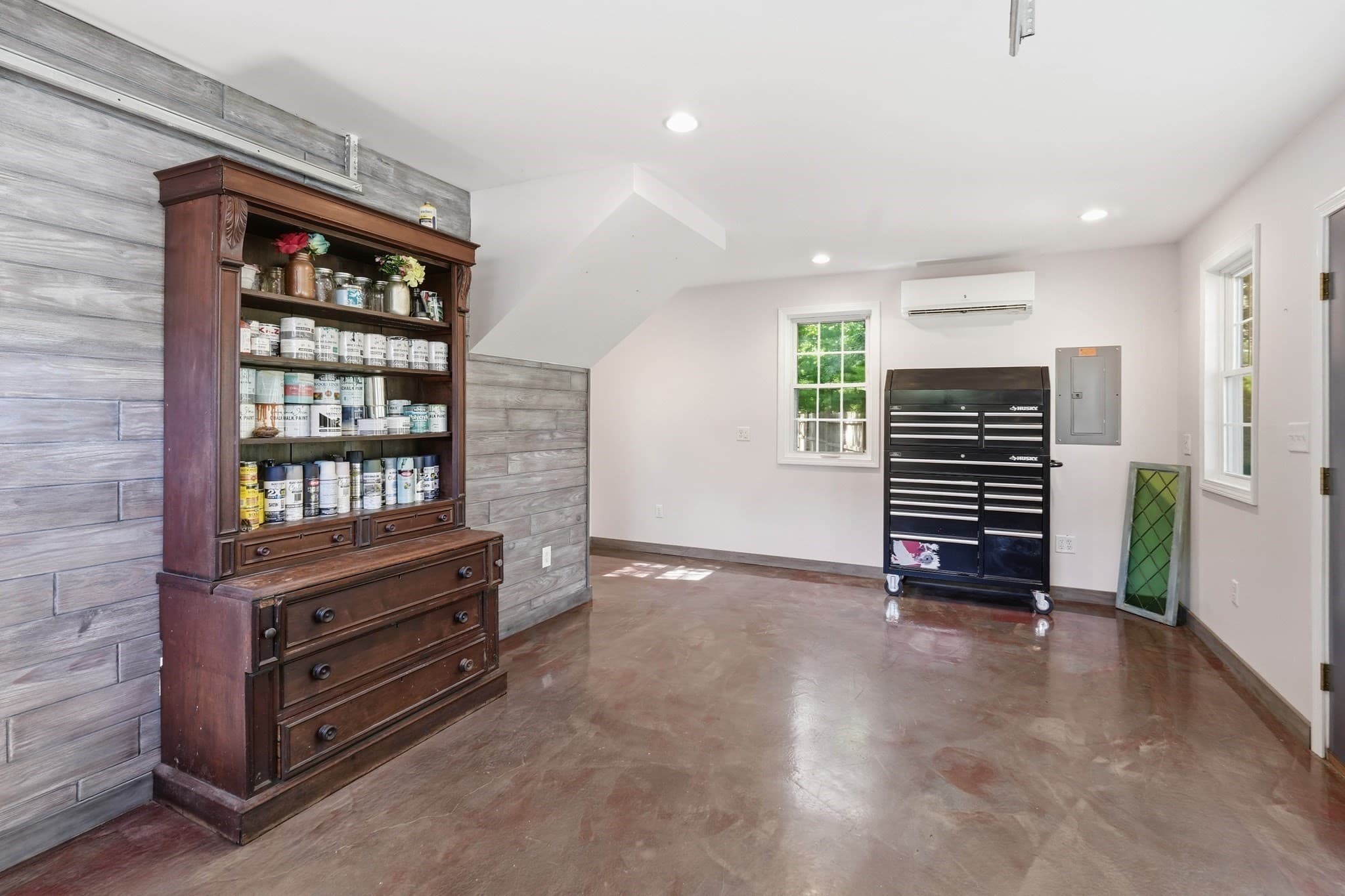 Residential at 9 Fellowship Cir, Wareham MA 02571, photo 8 of 11