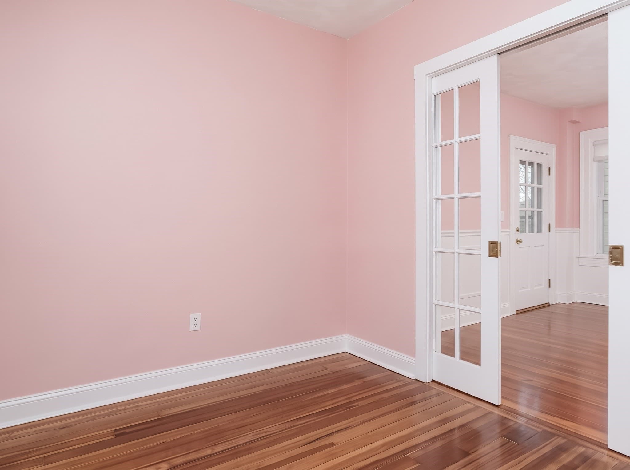 Condominium at 33 Vine St # 2, Melrose MA 02176, photo 22 of 39