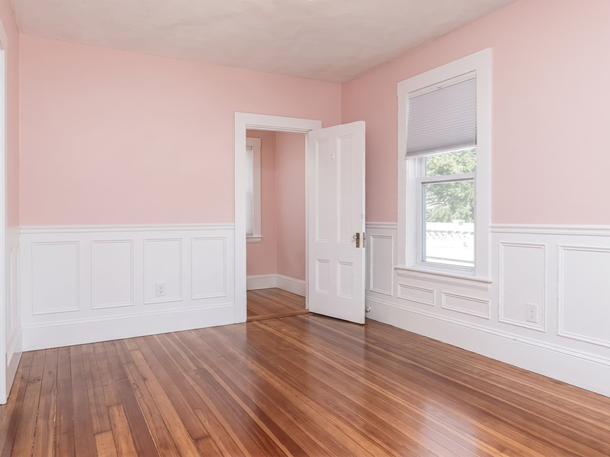 Condominium at 33 Vine St # 2, Melrose MA 02176, photo 25 of 39