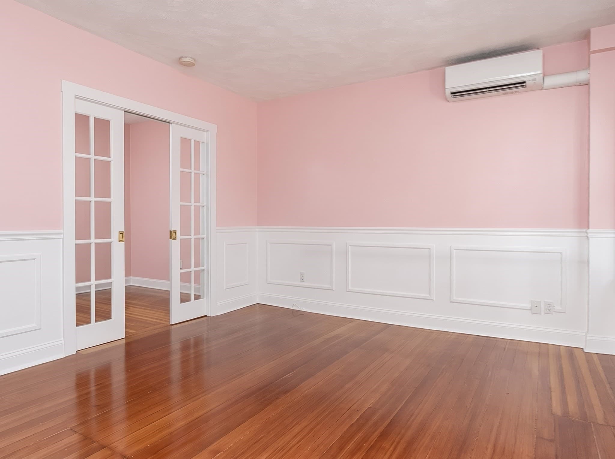 Condominium at 33 Vine St # 2, Melrose MA 02176, photo 21 of 39