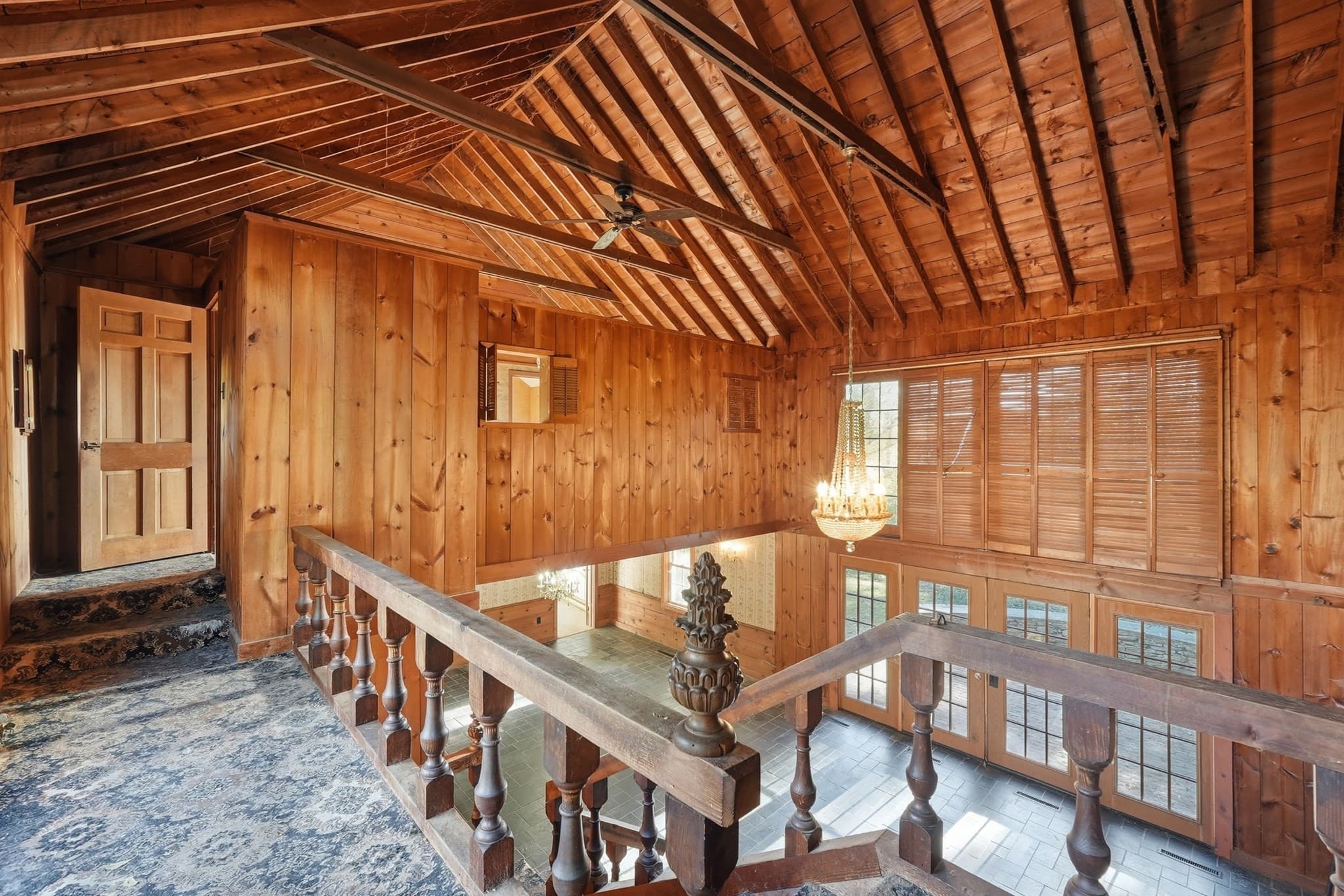Single Family Residence at 8 Pumpkin Ln, Charlton MA 01507, photo 15 of 32