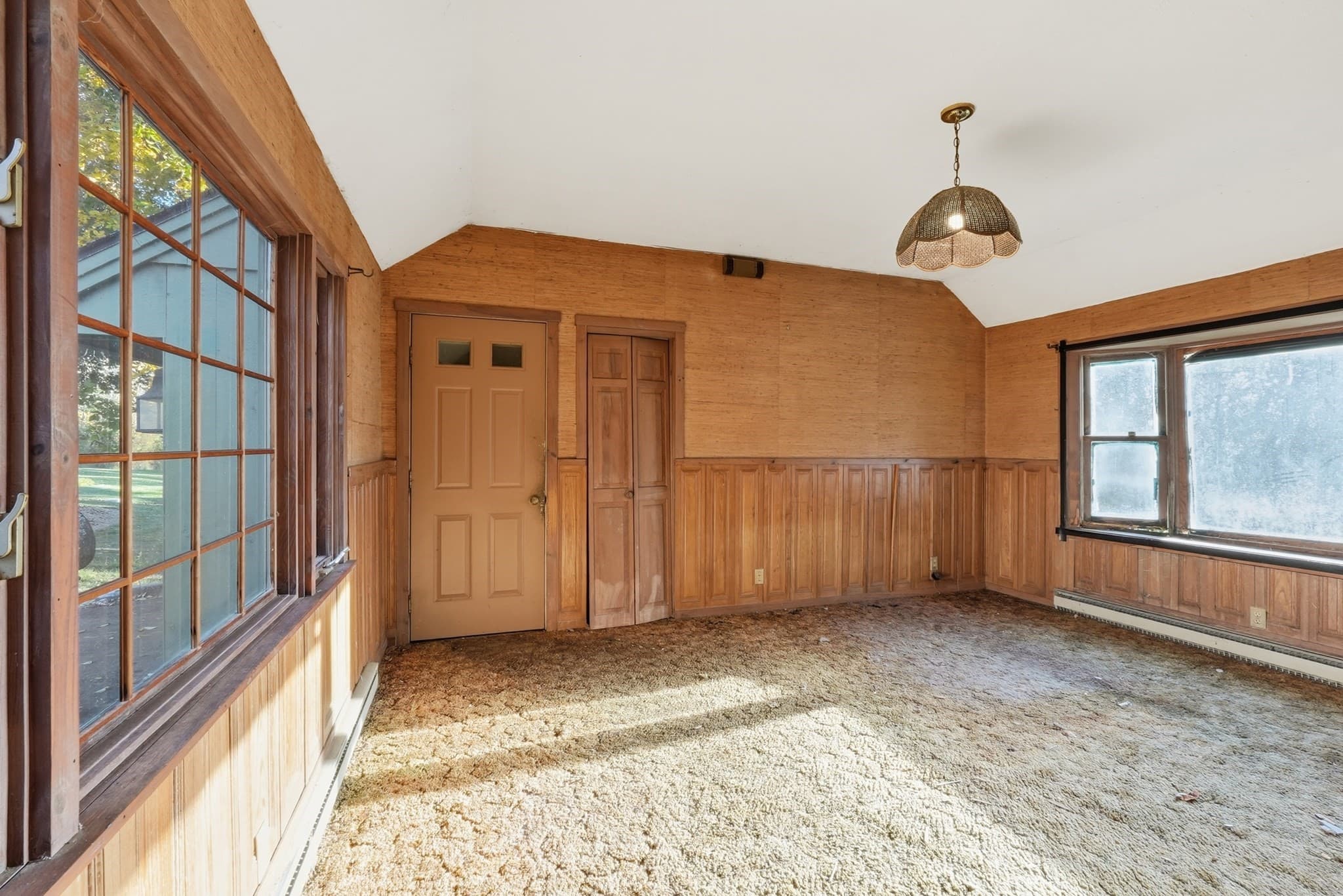 Single Family Residence at 8 Pumpkin Ln, Charlton MA 01507, photo 21 of 32
