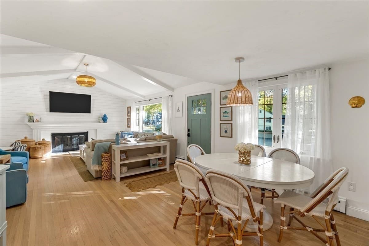 Single Family Residence at 268 Colonel Hunt Dr, Abington MA 02351, photo 12 of 36