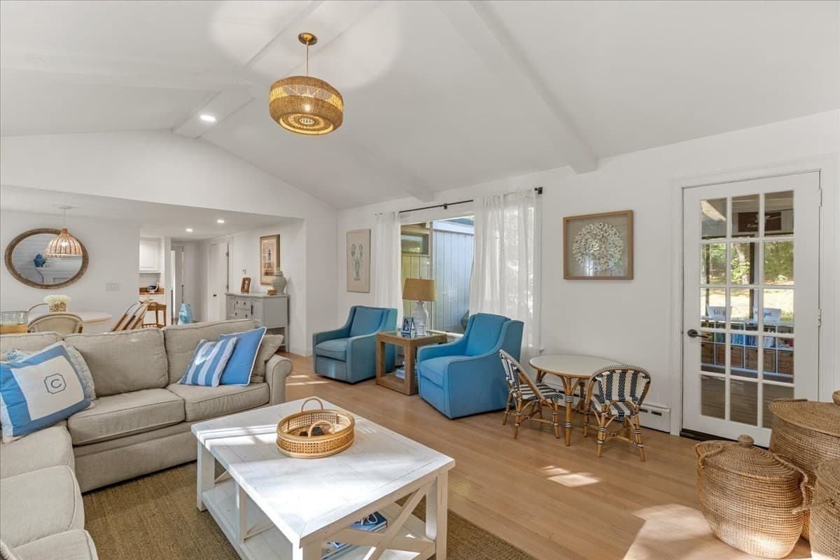 Single Family Residence at 268 Colonel Hunt Dr, Abington MA 02351, photo 11 of 36