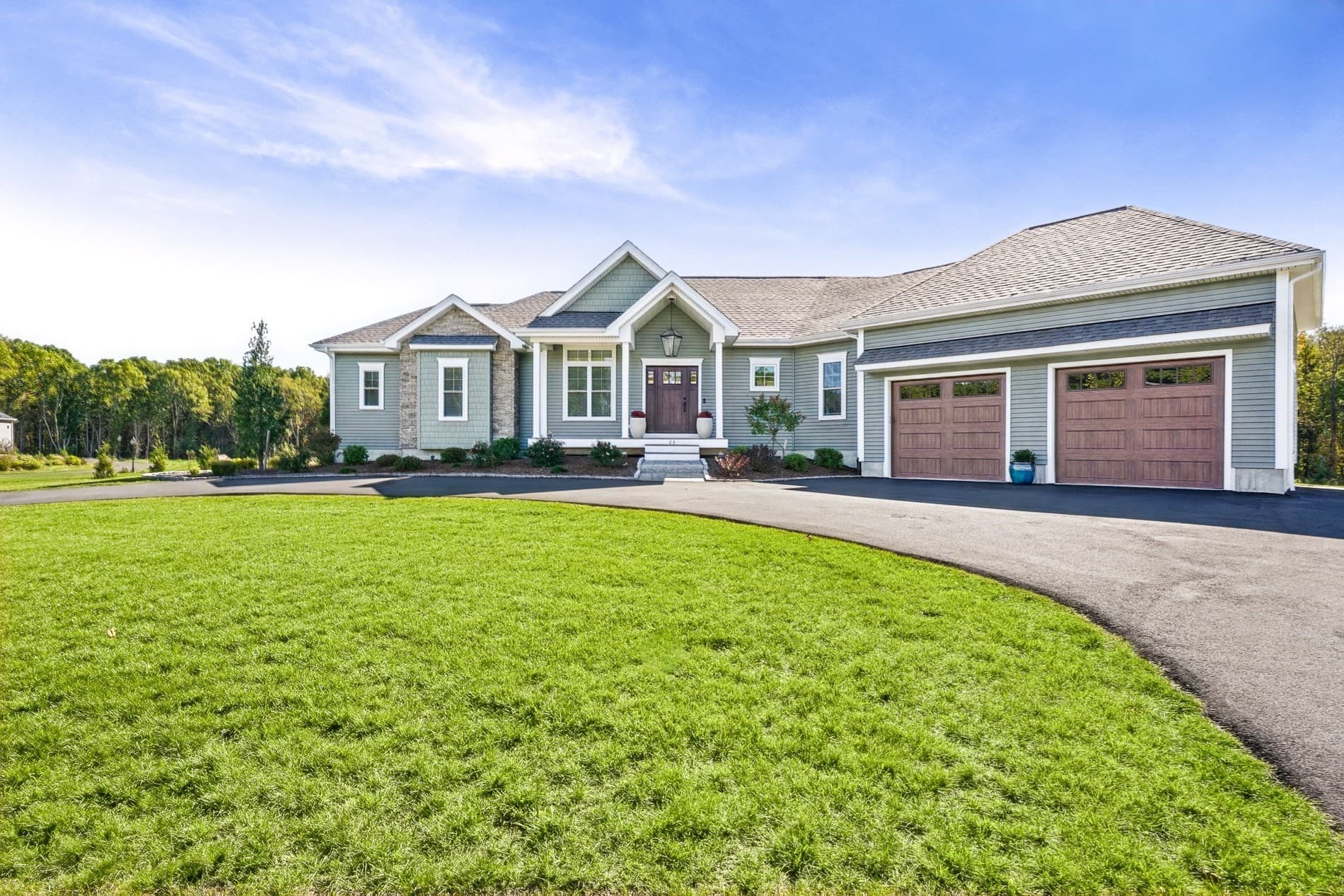 23 Berson Rd, Seekonk MA 02771